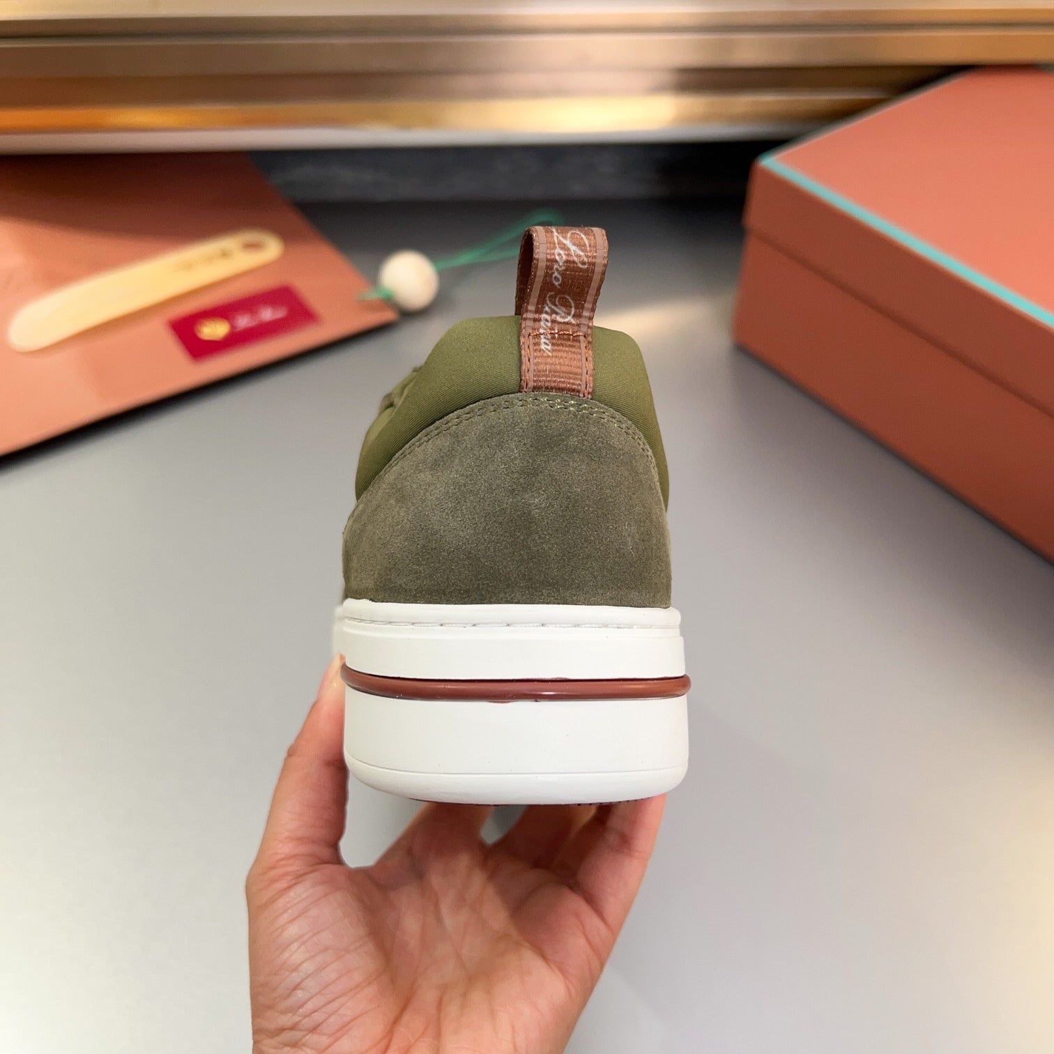 LP NEWPORT WALK SNEAKERS OLIVE SUEDE