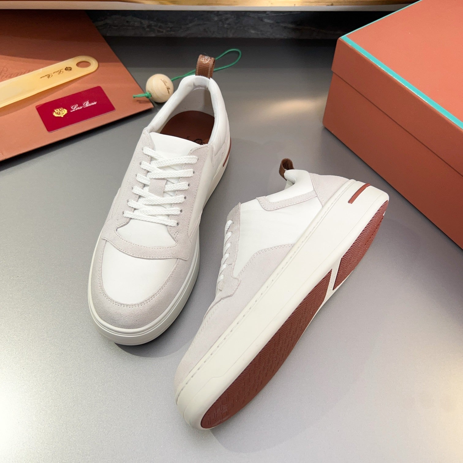 LP NEWPORT WALK SNEAKERS WHITE SUEDE