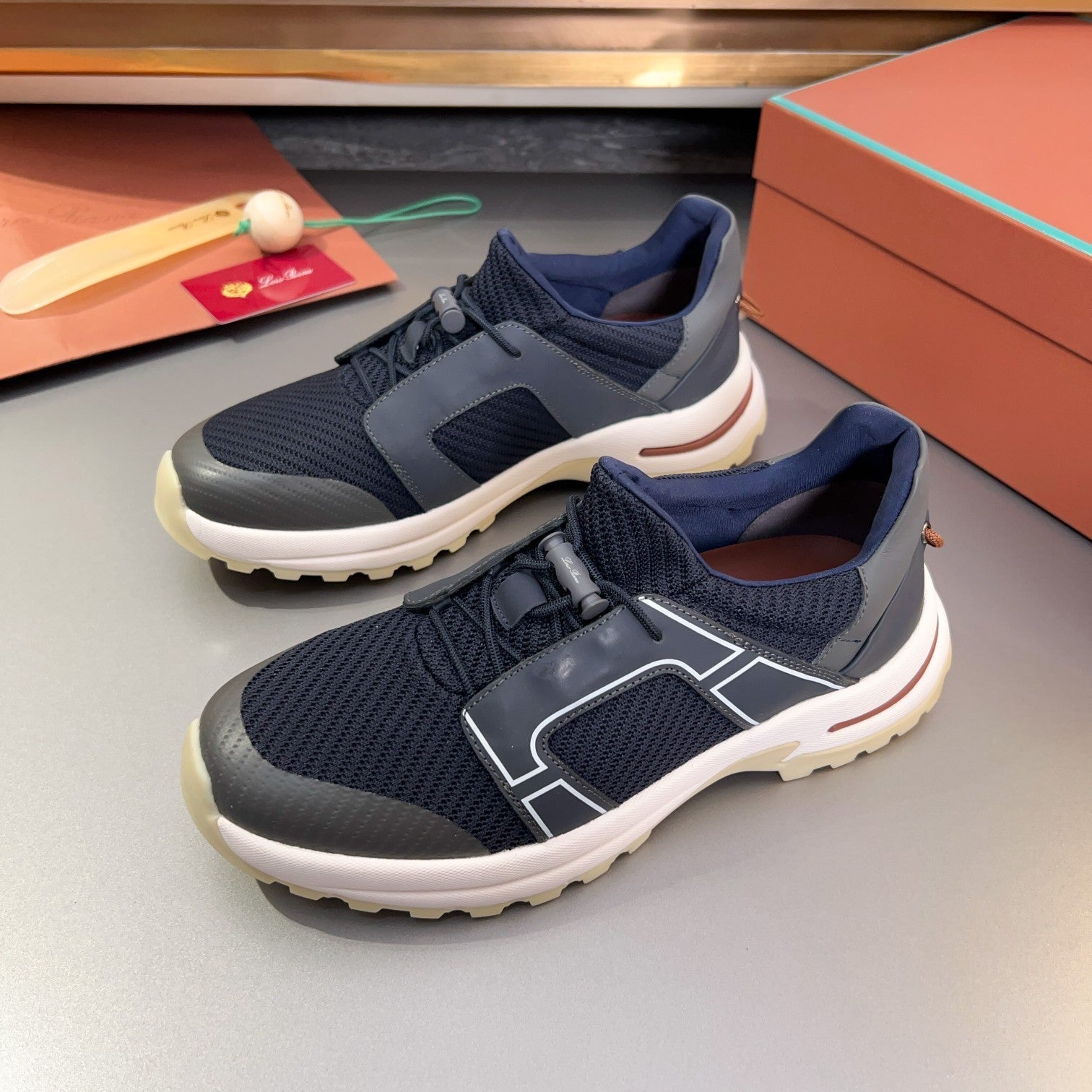 LP TRAIL HIKER WALK SNEAKER BLACK MESH BREATHABLE