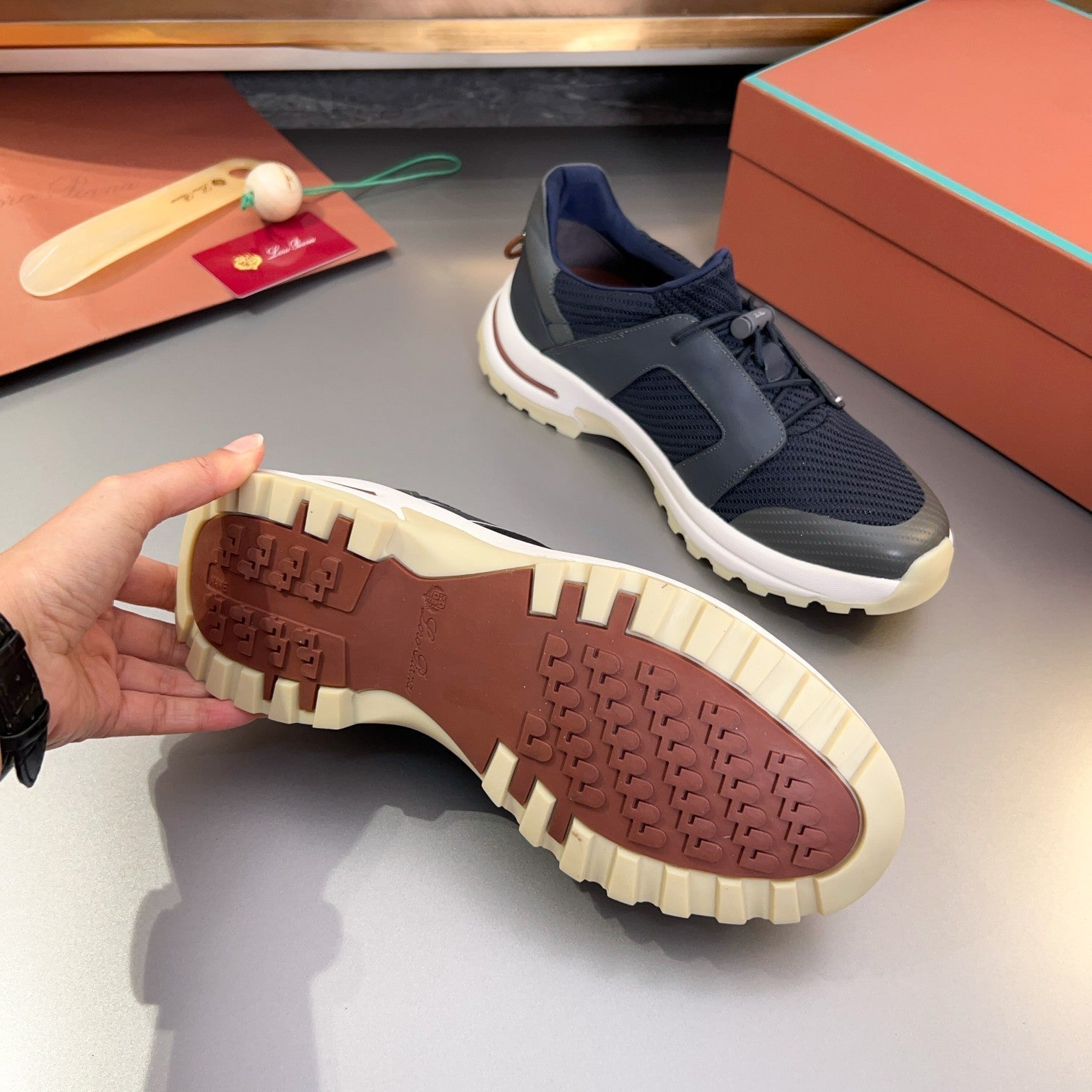 LP TRAIL HIKER WALK SNEAKER BLACK MESH BREATHABLE