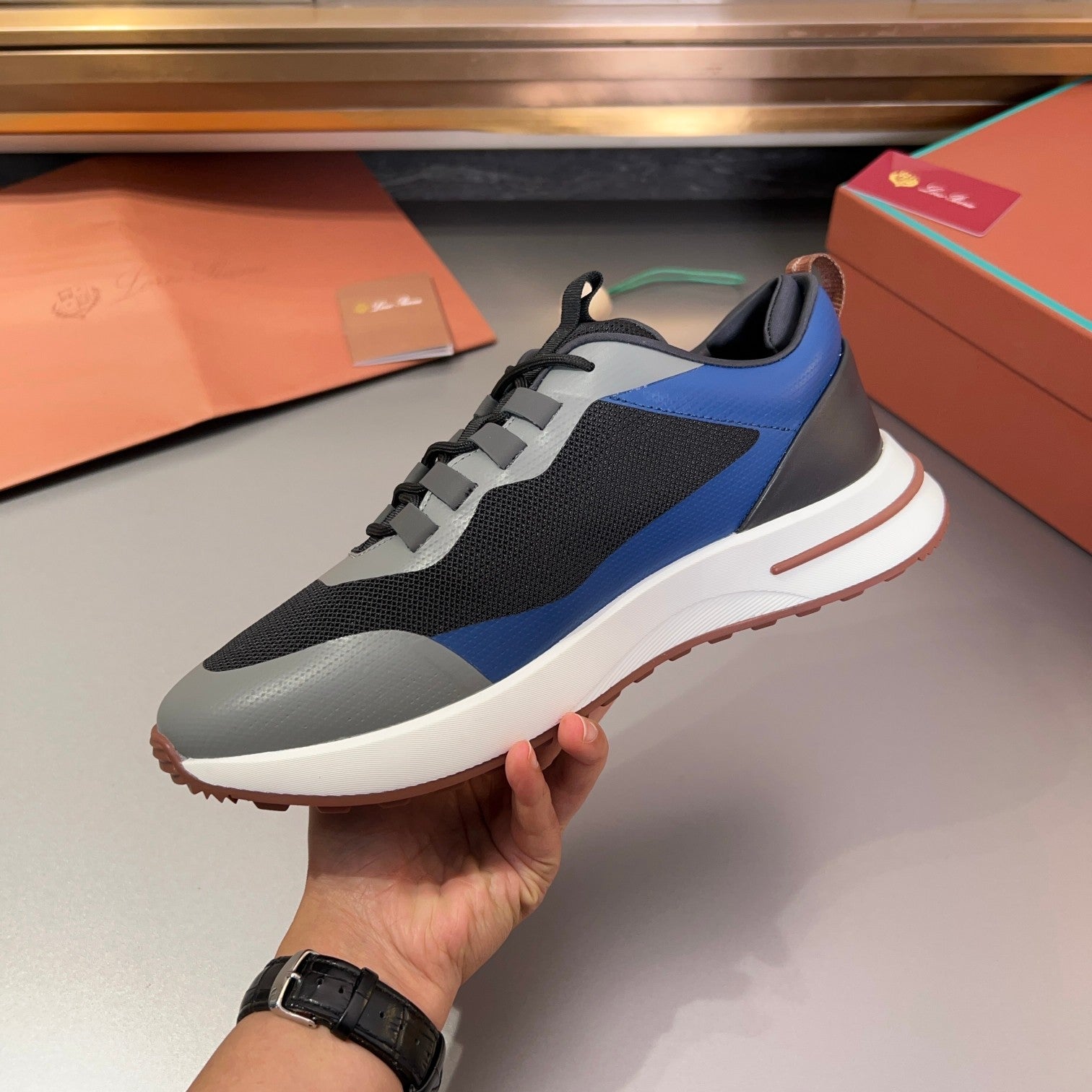 LP BRUNELLO SNEAKERS BLACK AND GRAY MESH BREATHABLE