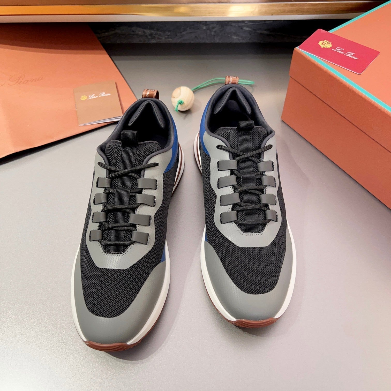 LP BRUNELLO SNEAKERS BLACK AND GRAY MESH BREATHABLE