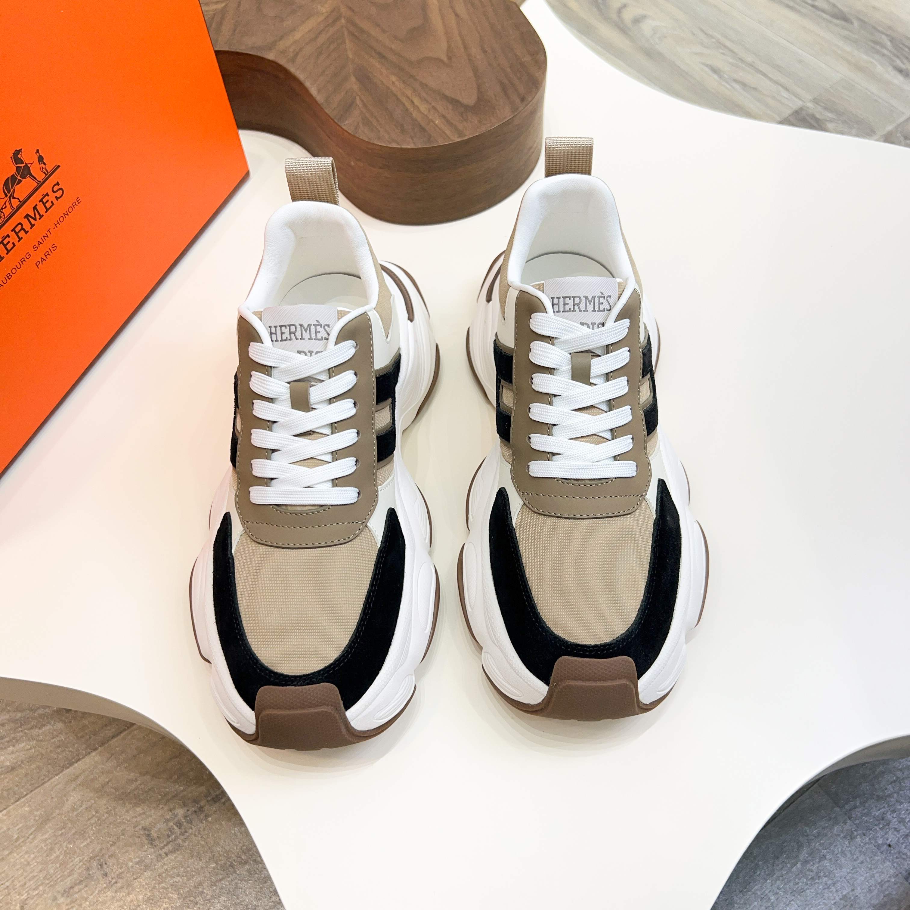 HM Men's Sneaker Beige Calfskin Suede 601279