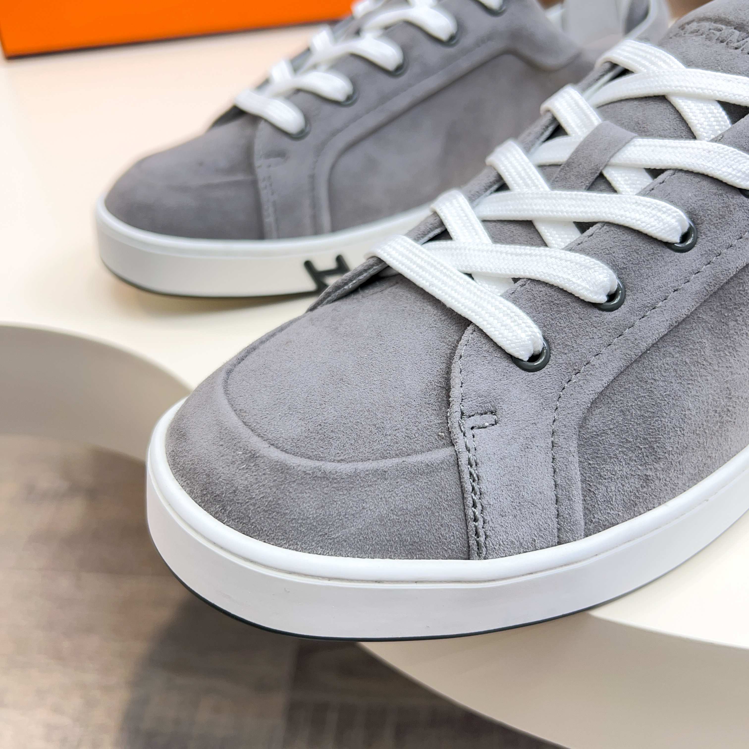 HM Men's Sneaker Grey Suede 602540