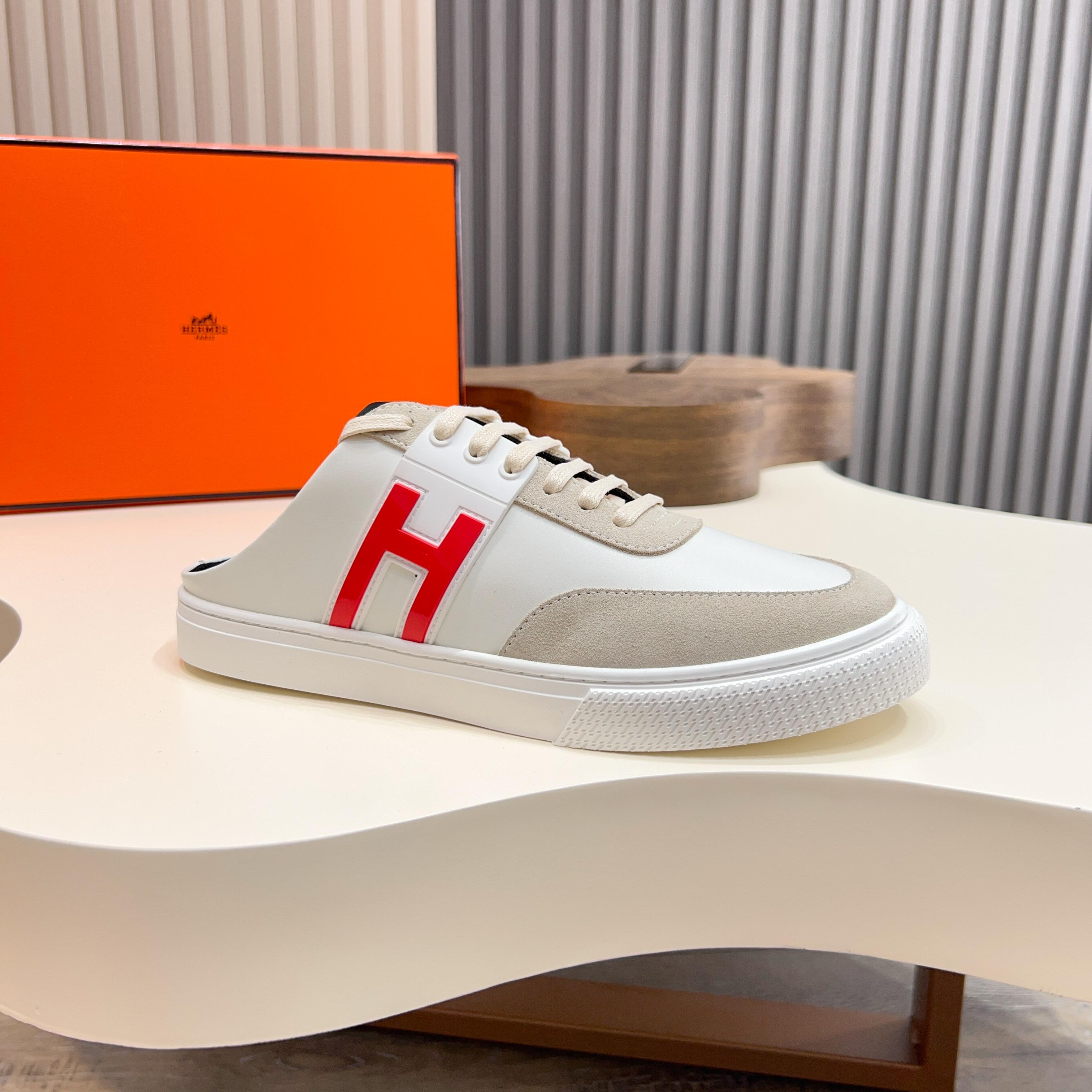 HM Men's Keep Mule White Calfskin Suede 652001