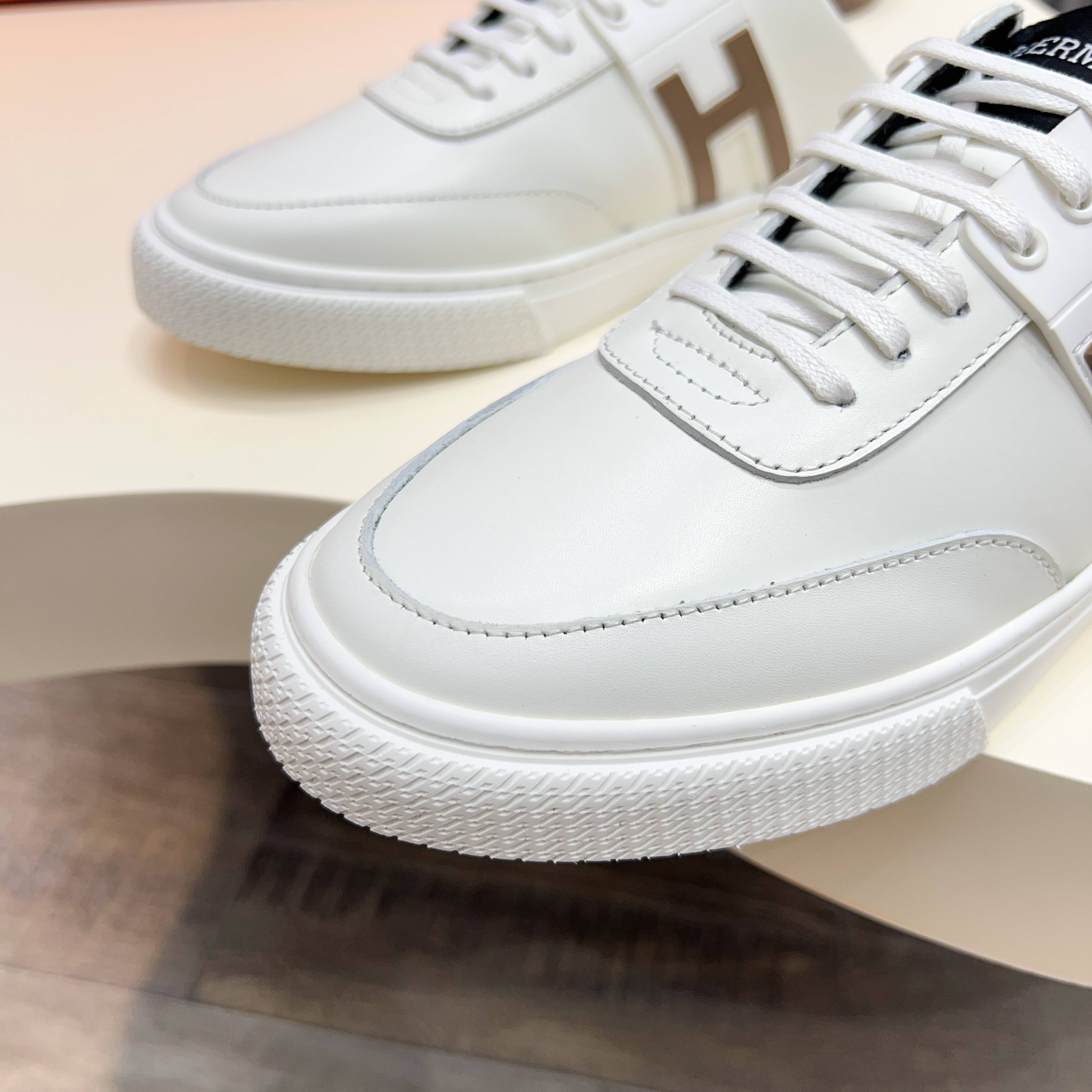 HM Men's Keep Mule White Calfskin 652000