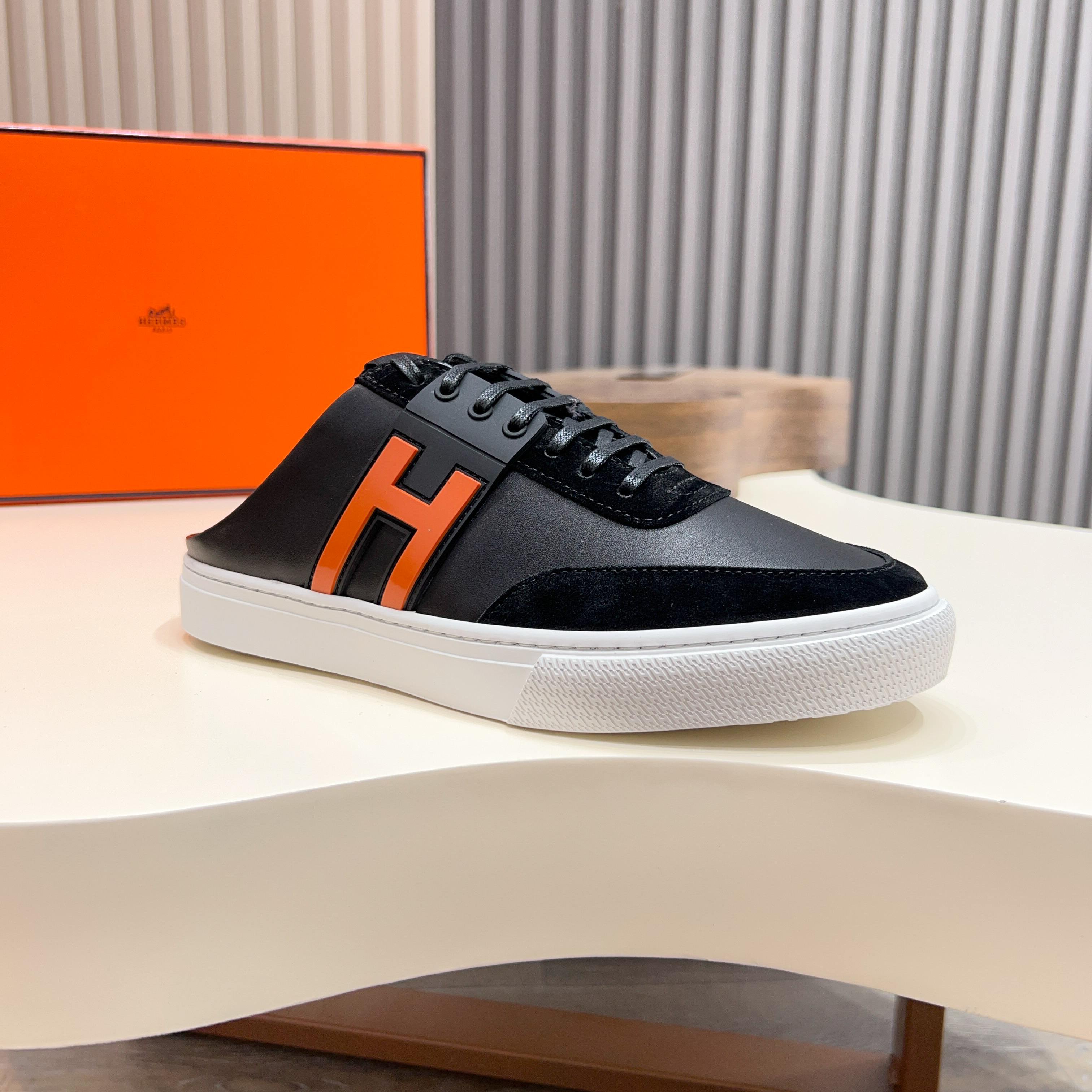 HM Men's Keep Mule Black Suede Calfskin 651997