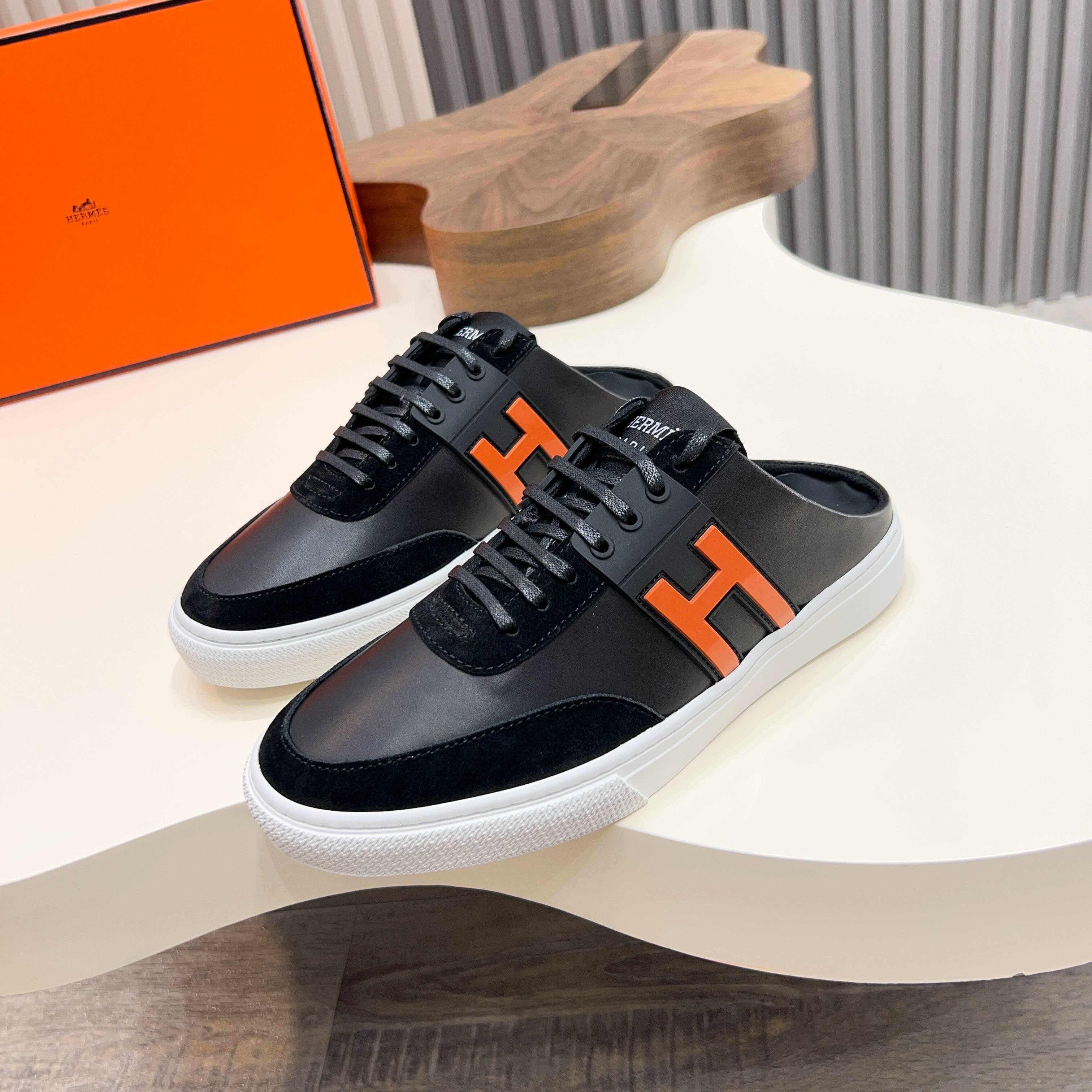 HM Men's Keep Mule Black Suede Calfskin 651997