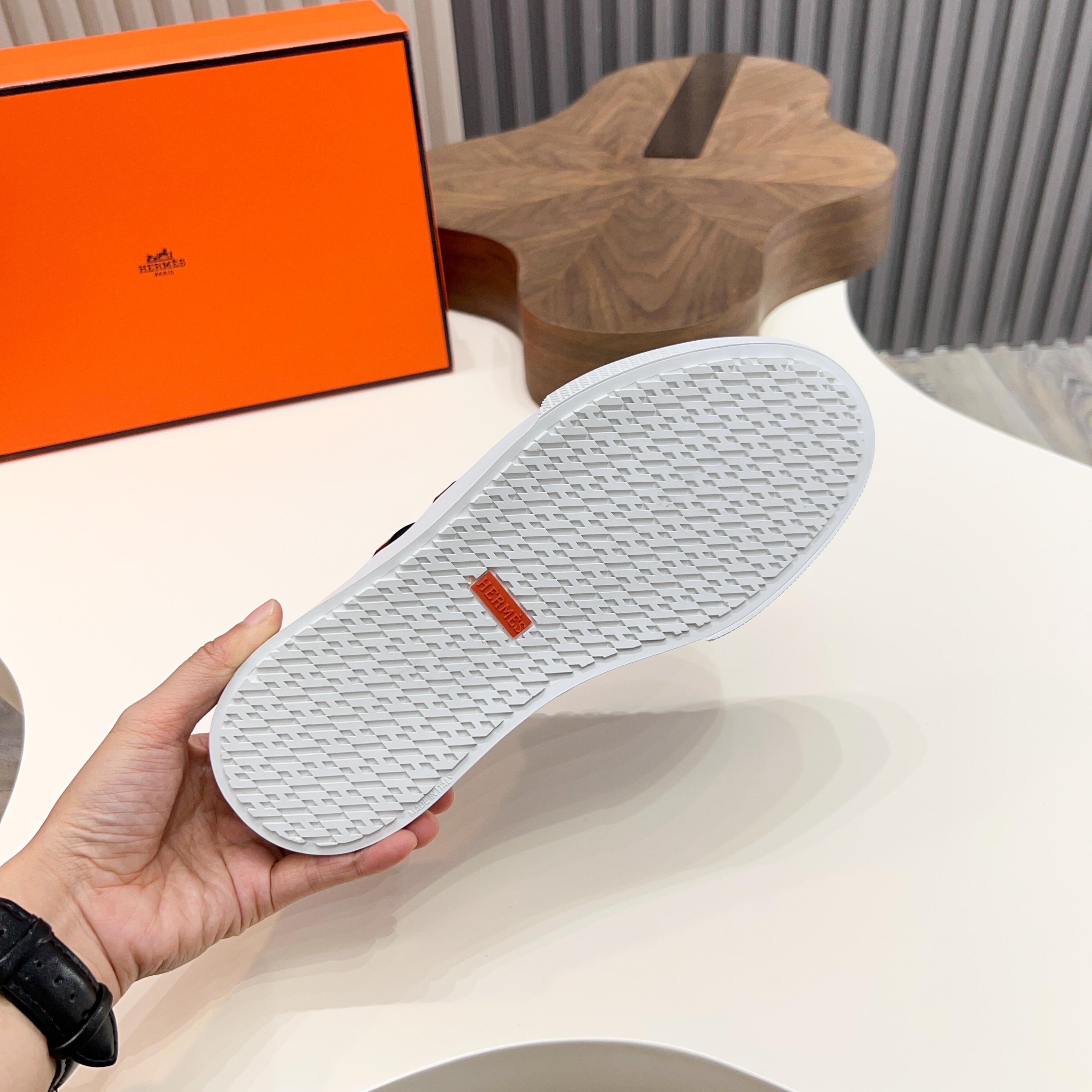 HM Men's Keep Mule Black Calfskin 651999