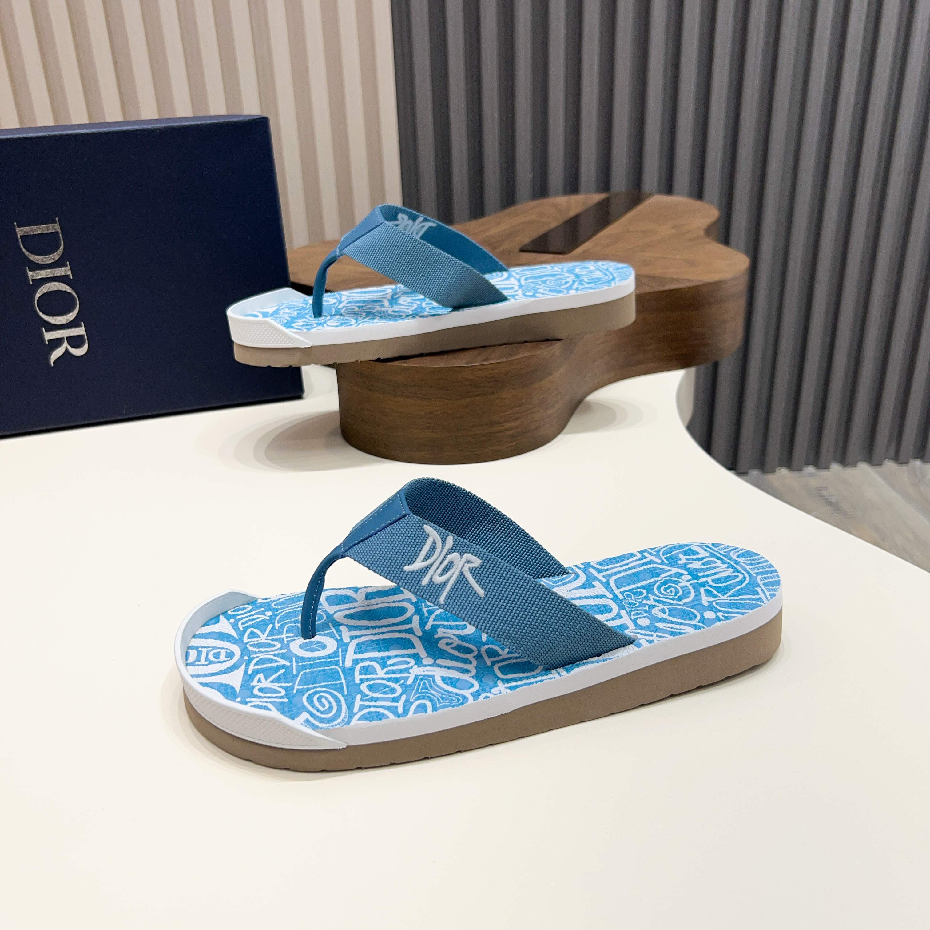 CD Alias Thong Sandals Blue Print Fabric 639094