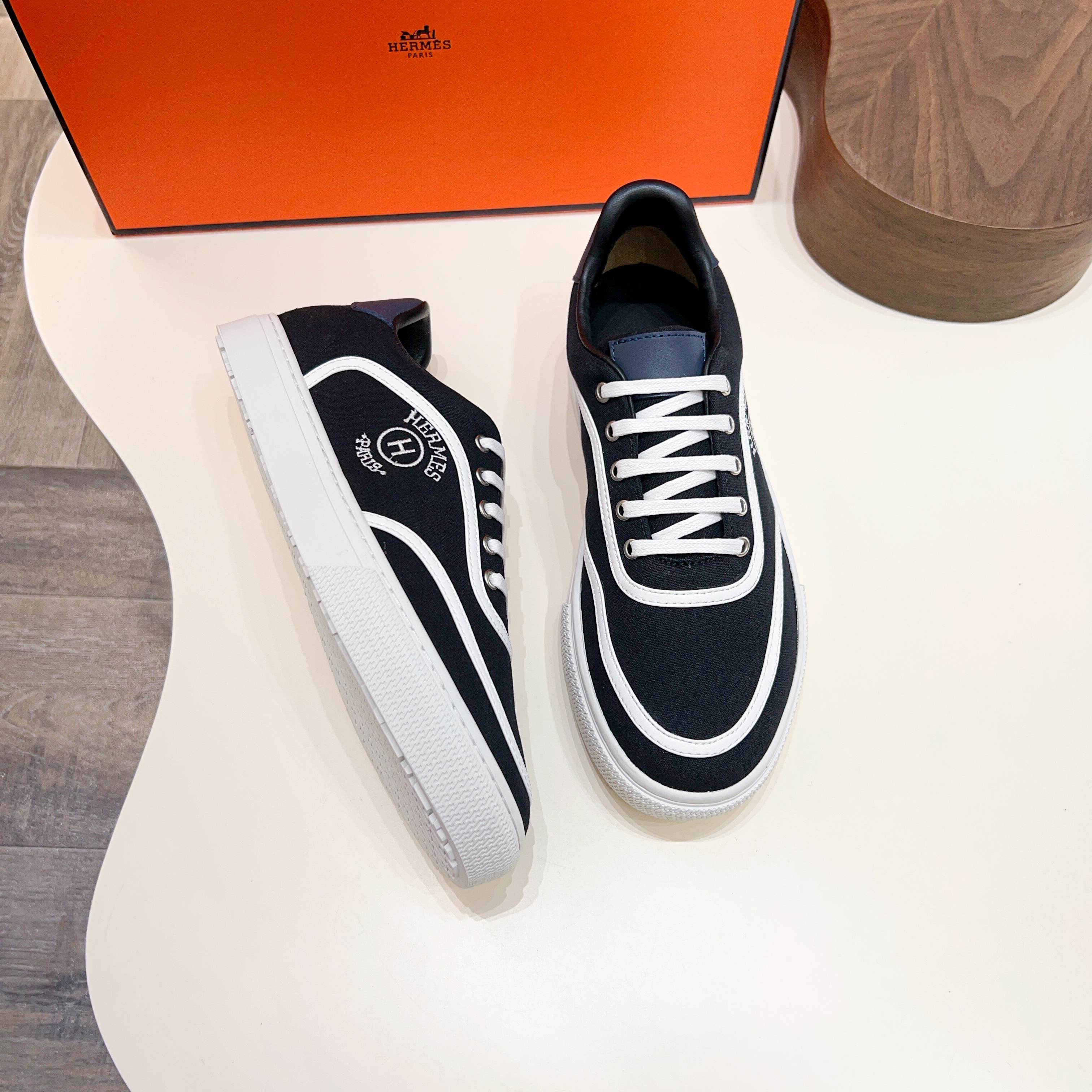 HM Men's Get Sneaker Black Cowhide Canvas 723510