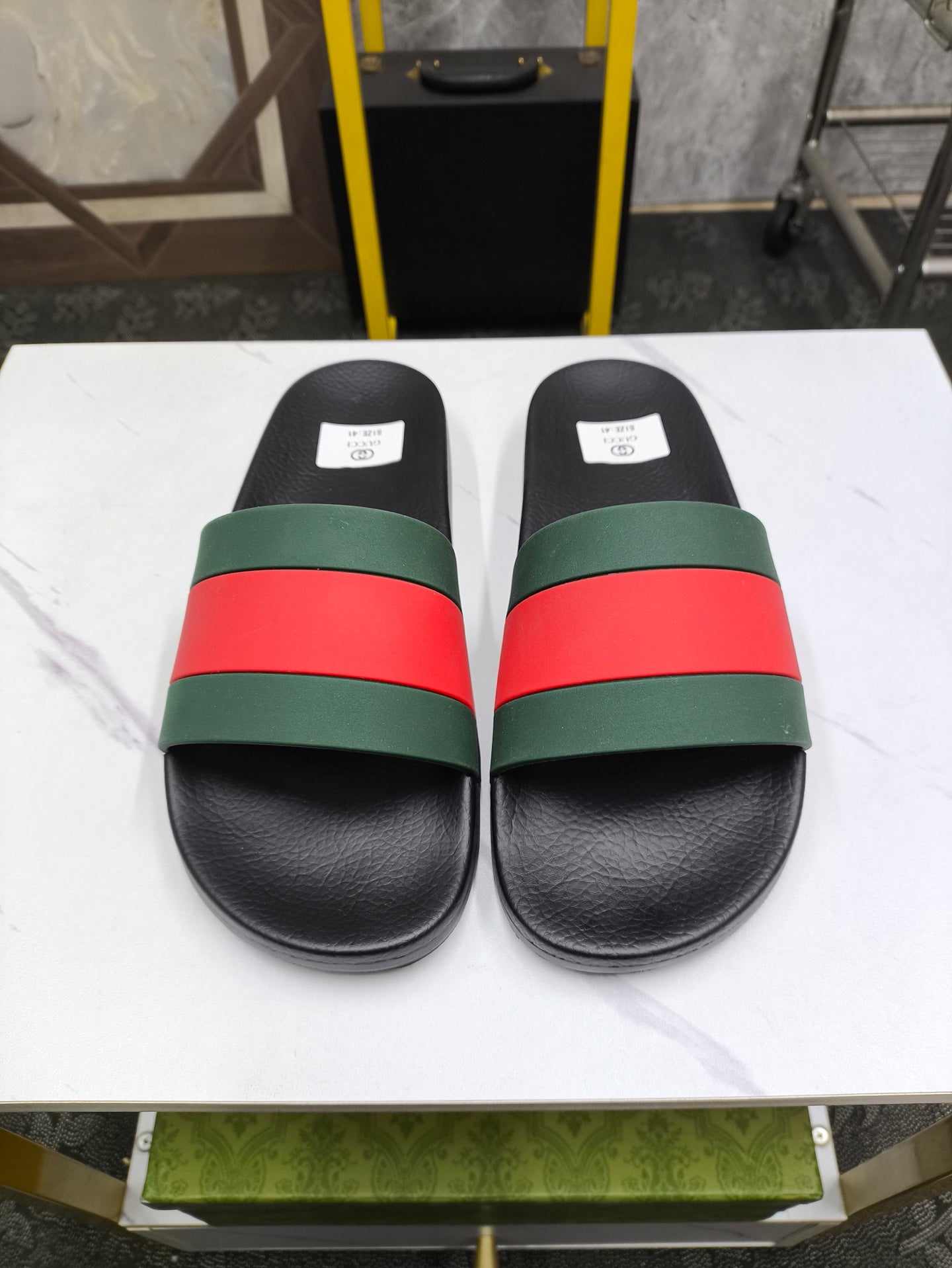 GG Men's Slide Green Red Sheepskin 540041