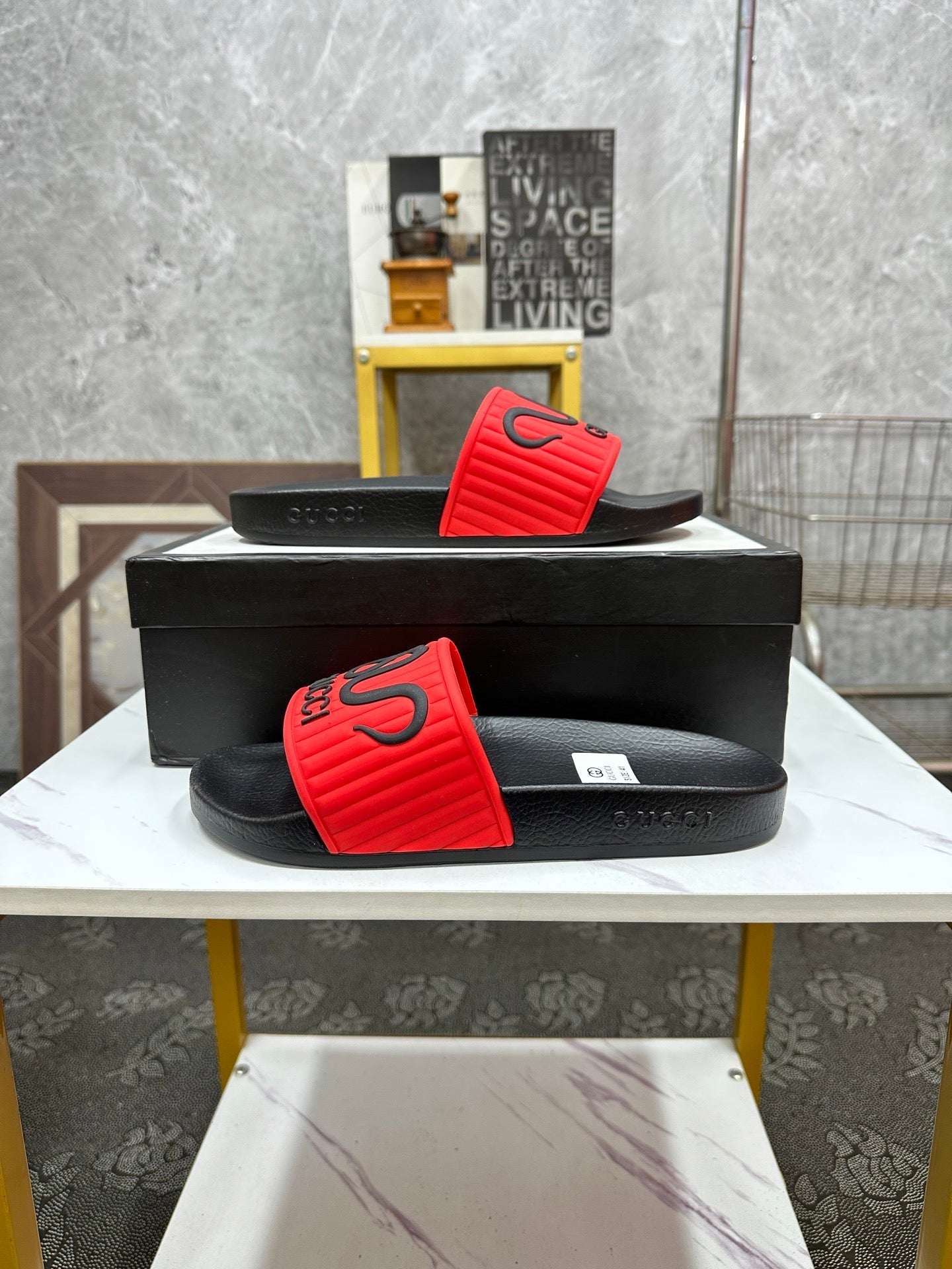 GG Men's Slide Red Sheepskin Rubber 540094