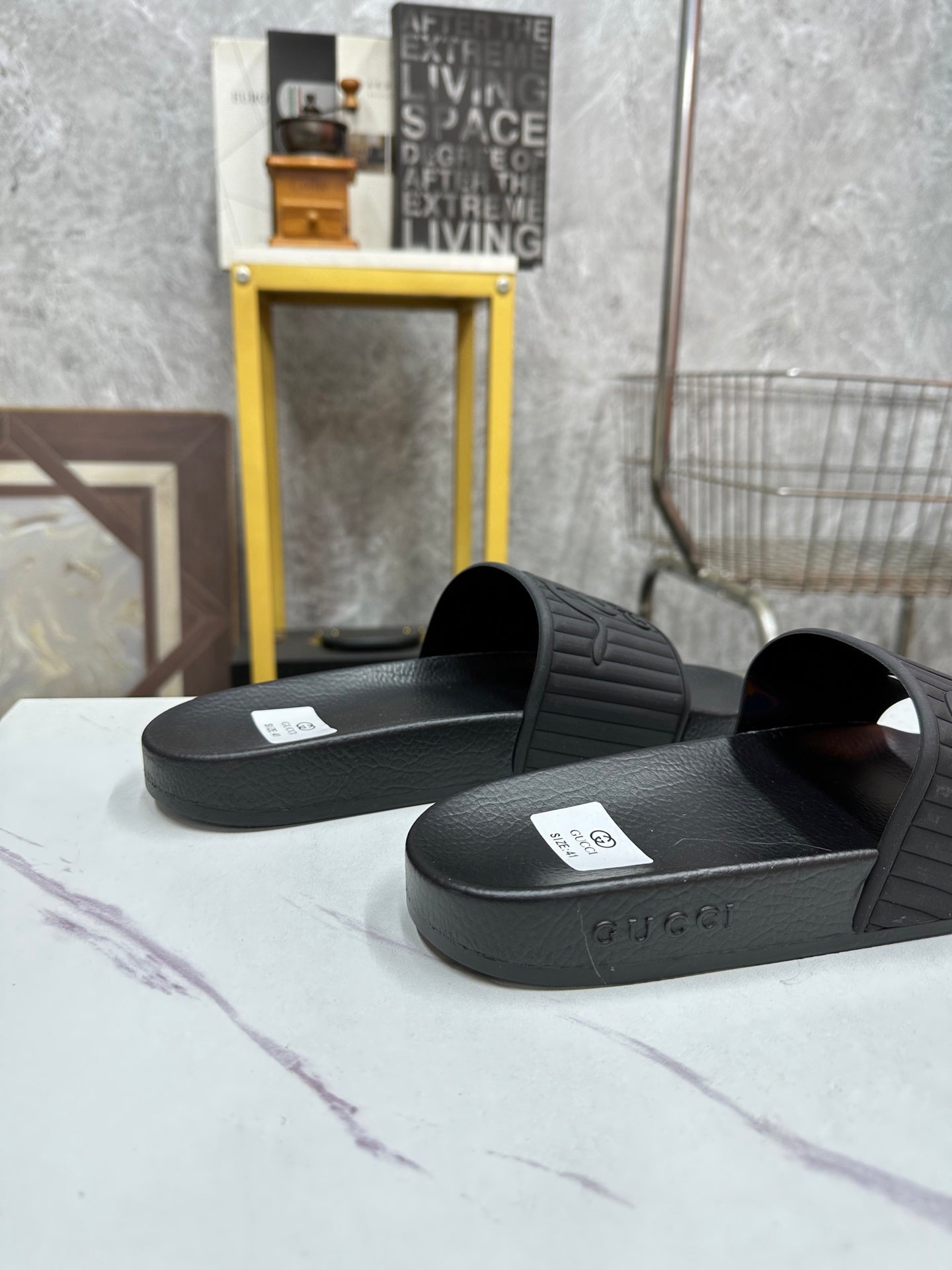 GG Men's Slide Black Sheepskin Rubber 540099