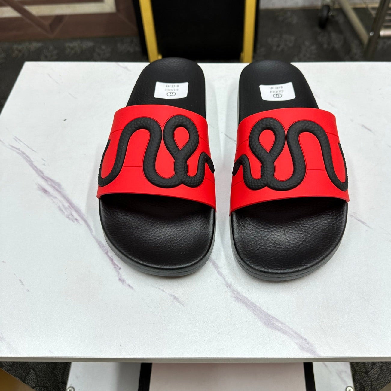 GG Men's Snake Embossed Slide Red Rubber 540114