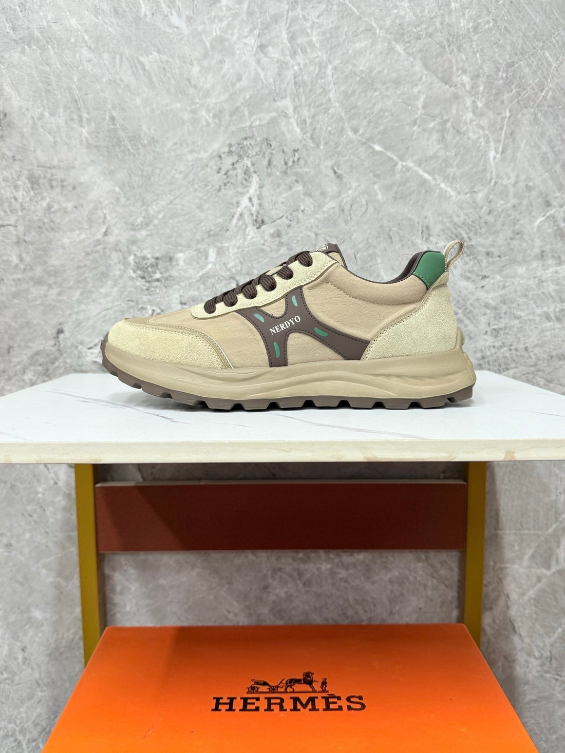 HM Men's Sneaker Beige Suede 602094