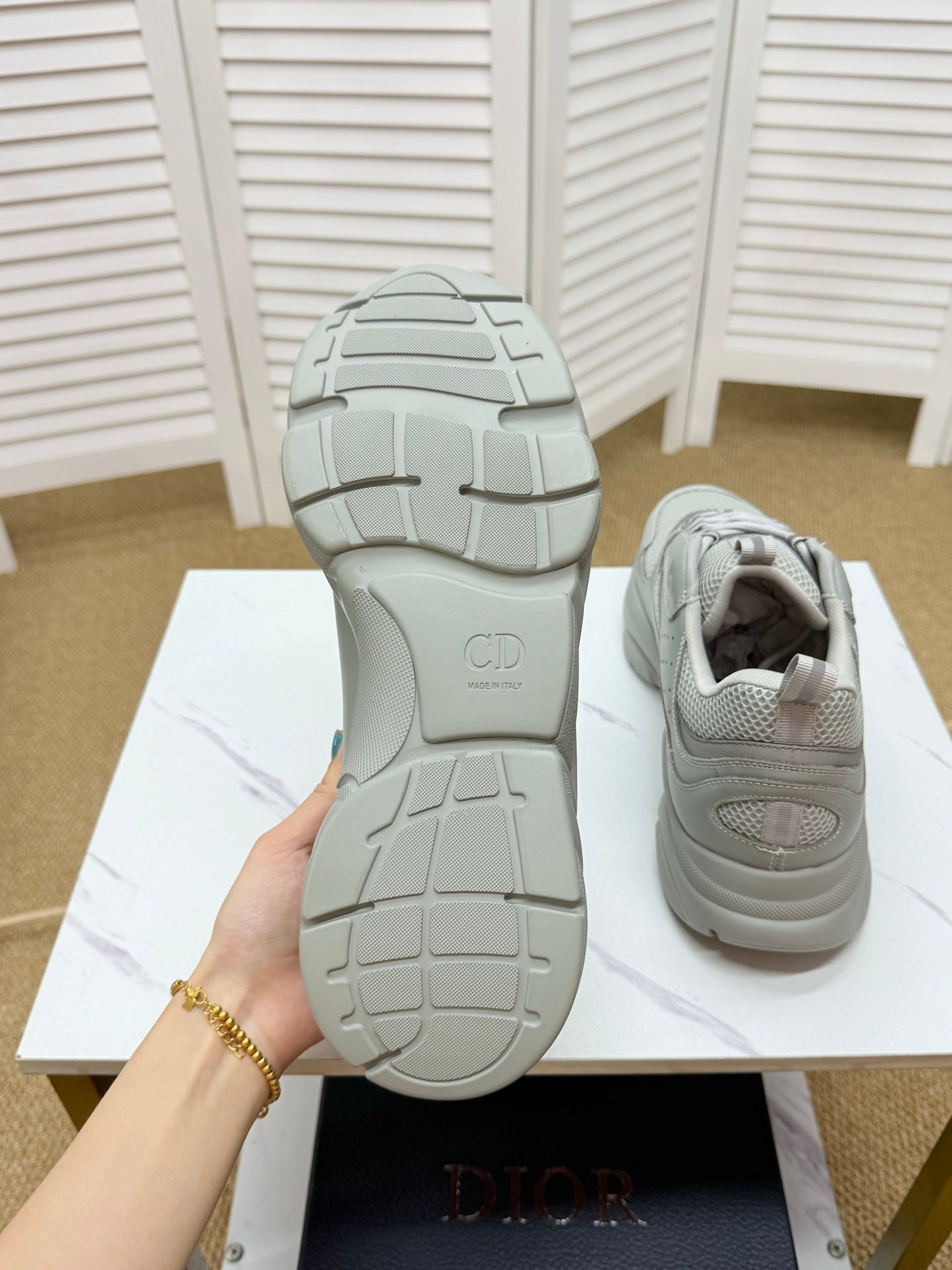 CD B22 Sneaker Grey Mesh Calfskin 648059