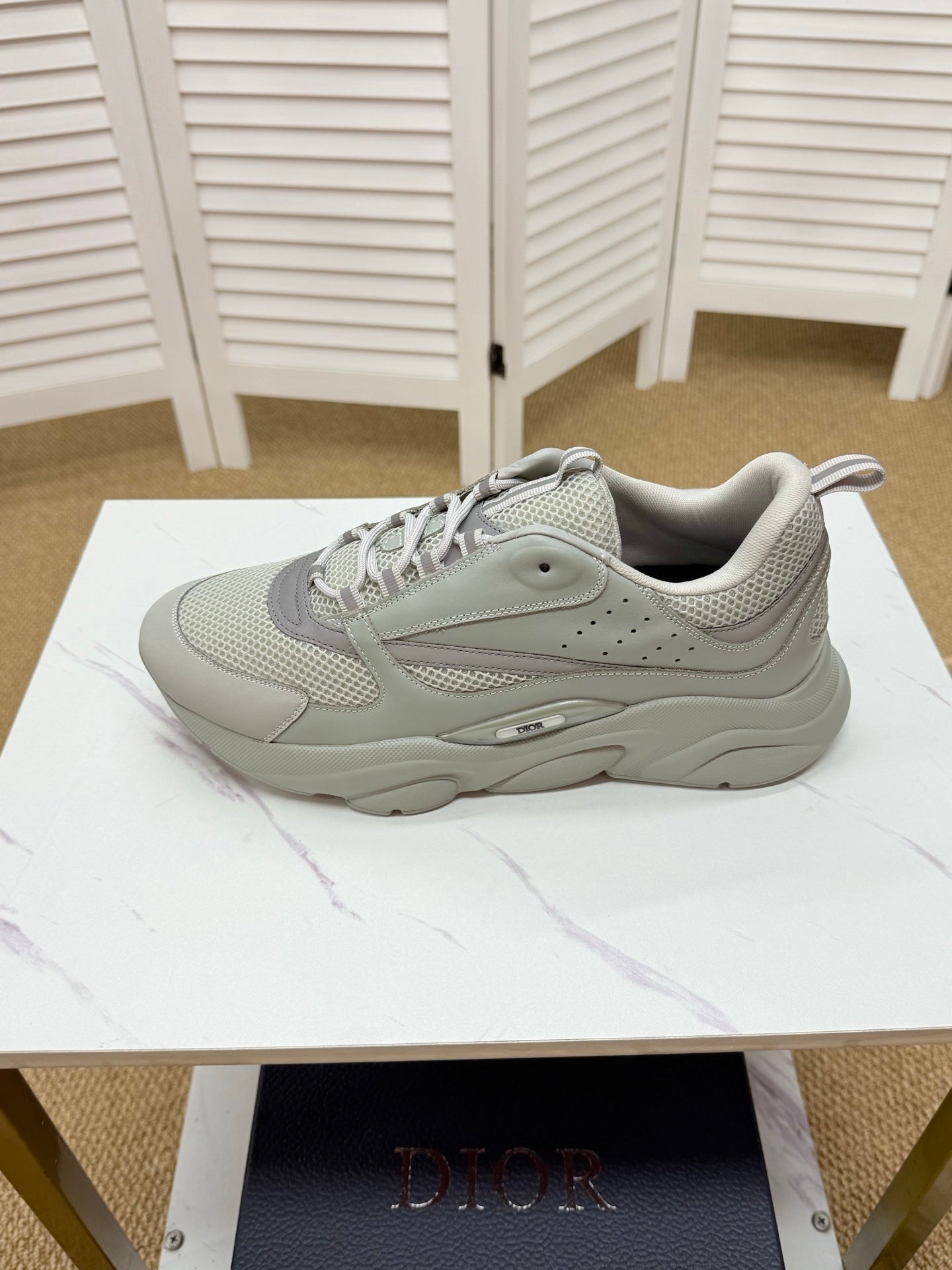 CD B22 Sneaker Grey Mesh Calfskin 648059