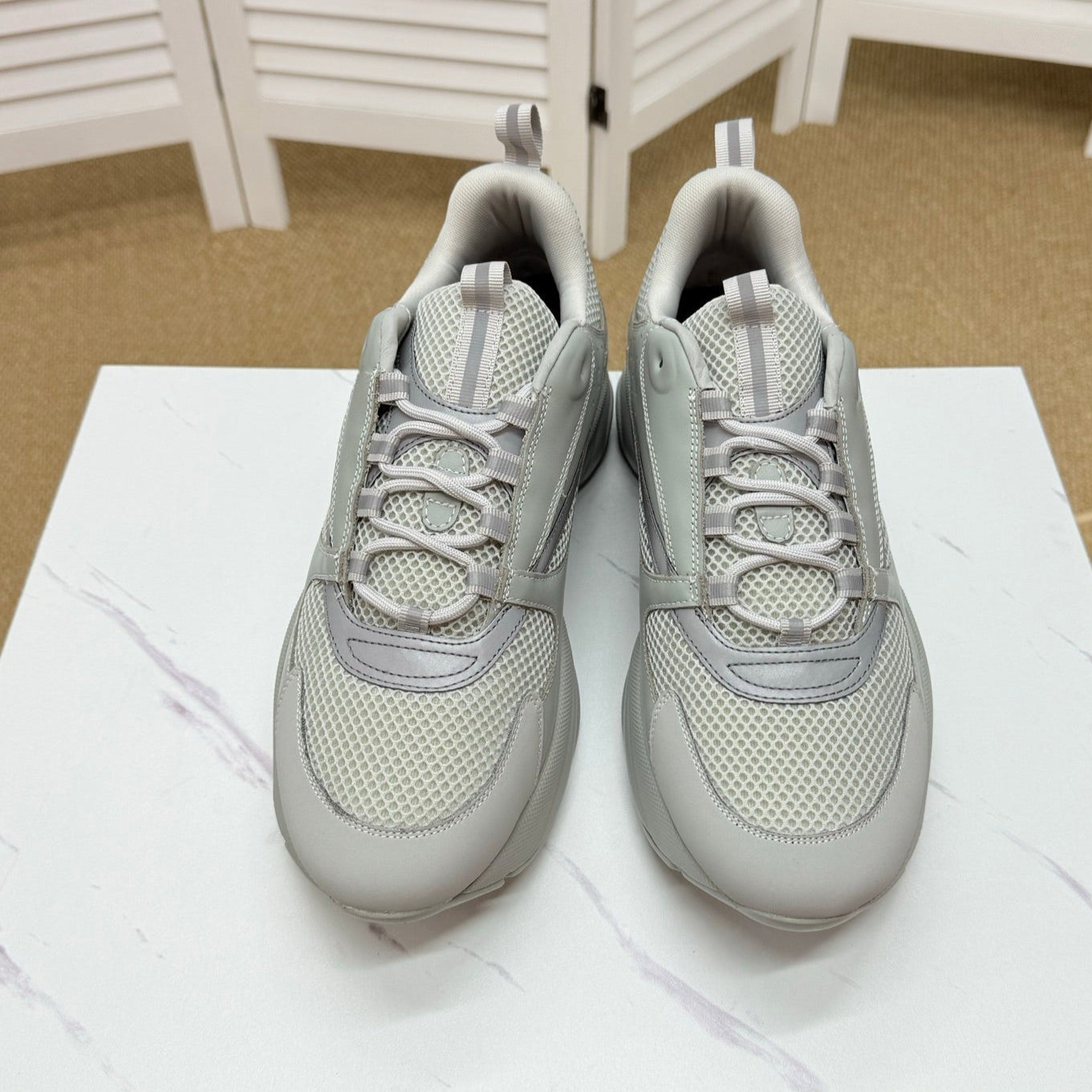 CD B22 Sneaker Grey Mesh Calfskin 648059