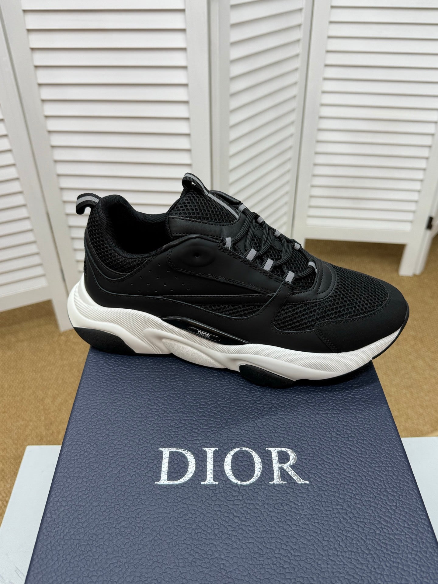 CD B22 Sneaker Black Mesh Calfskin 648068