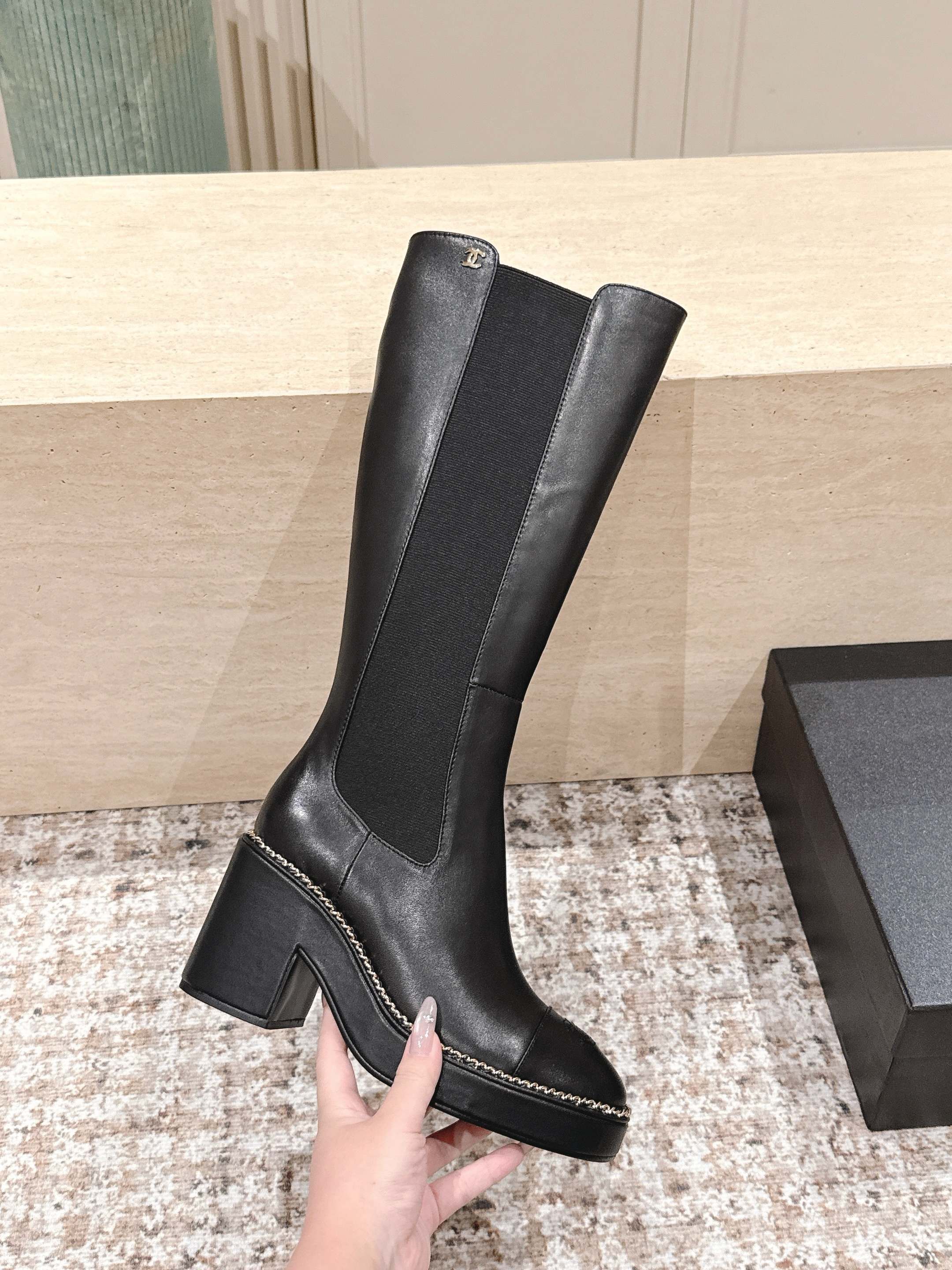 CC 25SS High Boot Black Calfskin 431721