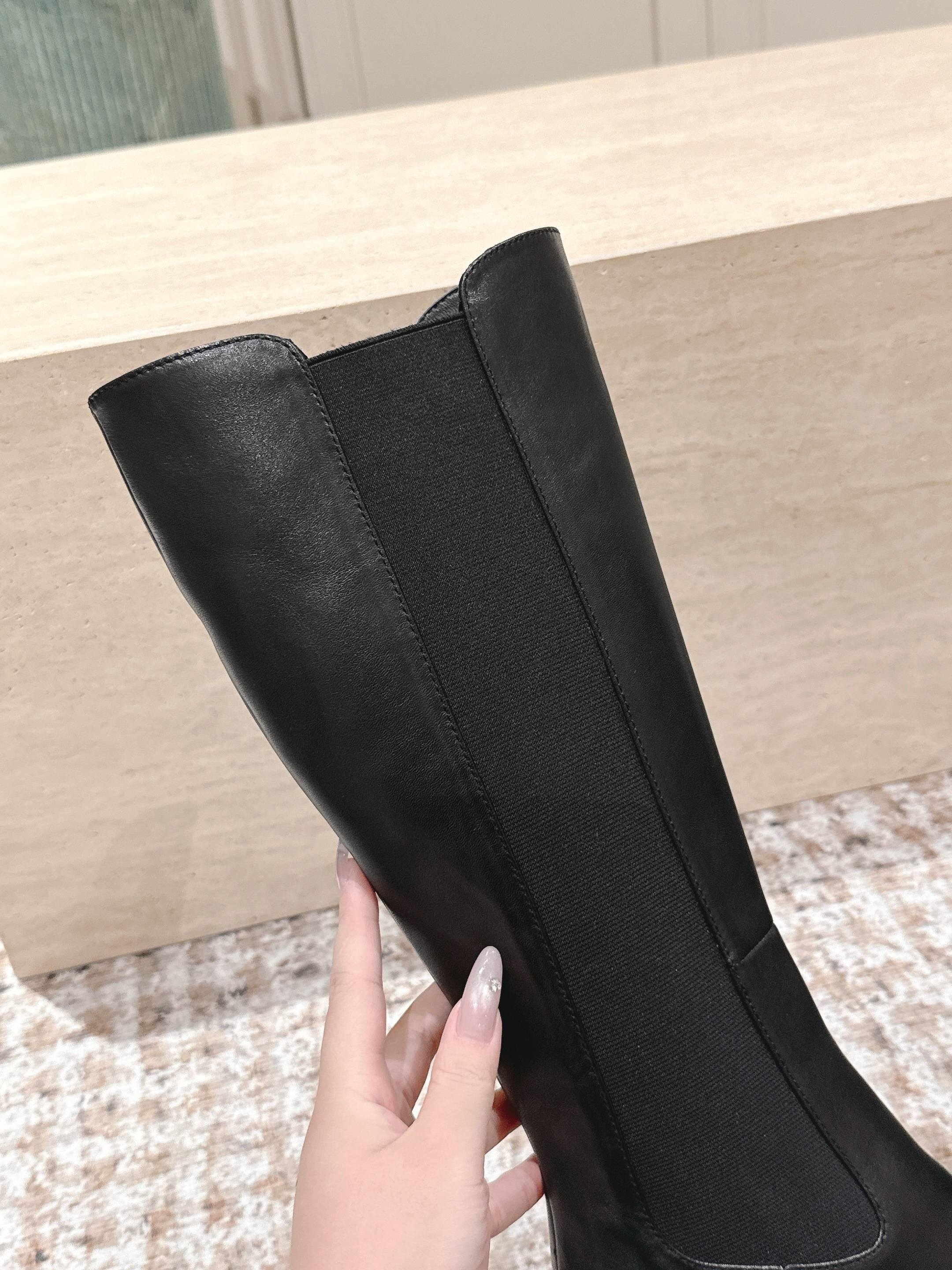 CC 25SS High Boot Black Calfskin 431721