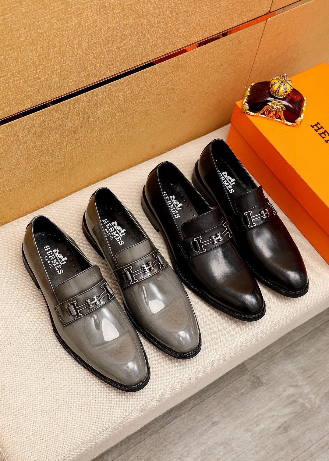 HM Men's Loafers Grey Patent Leather 679793