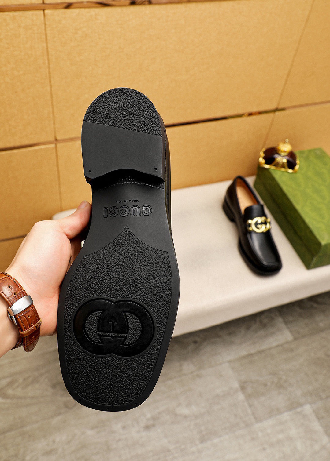GG Men's Loafer Black GG Gold Cowhide 736977
