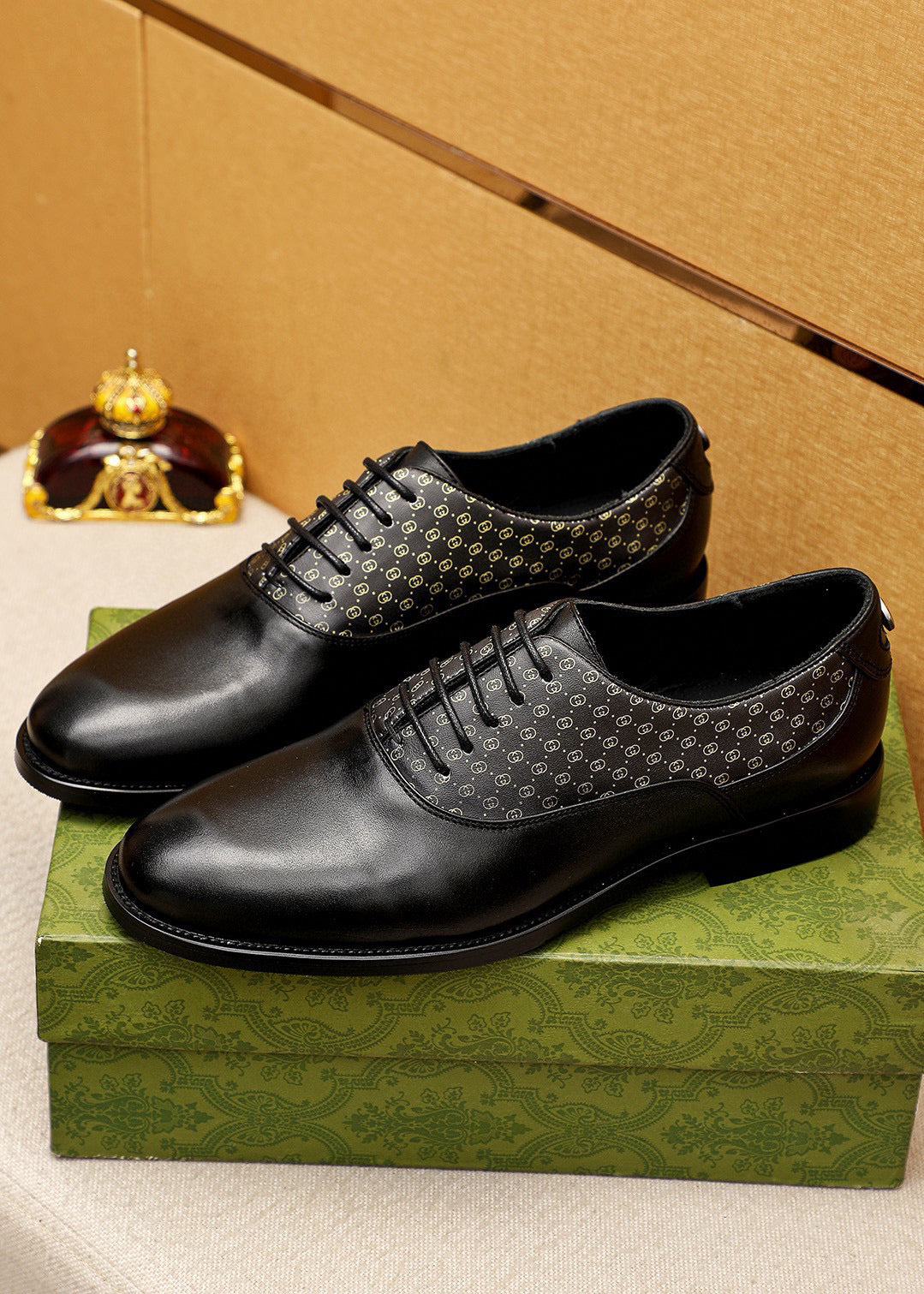GG Men's Dress Shoe Black Calfskin 742982