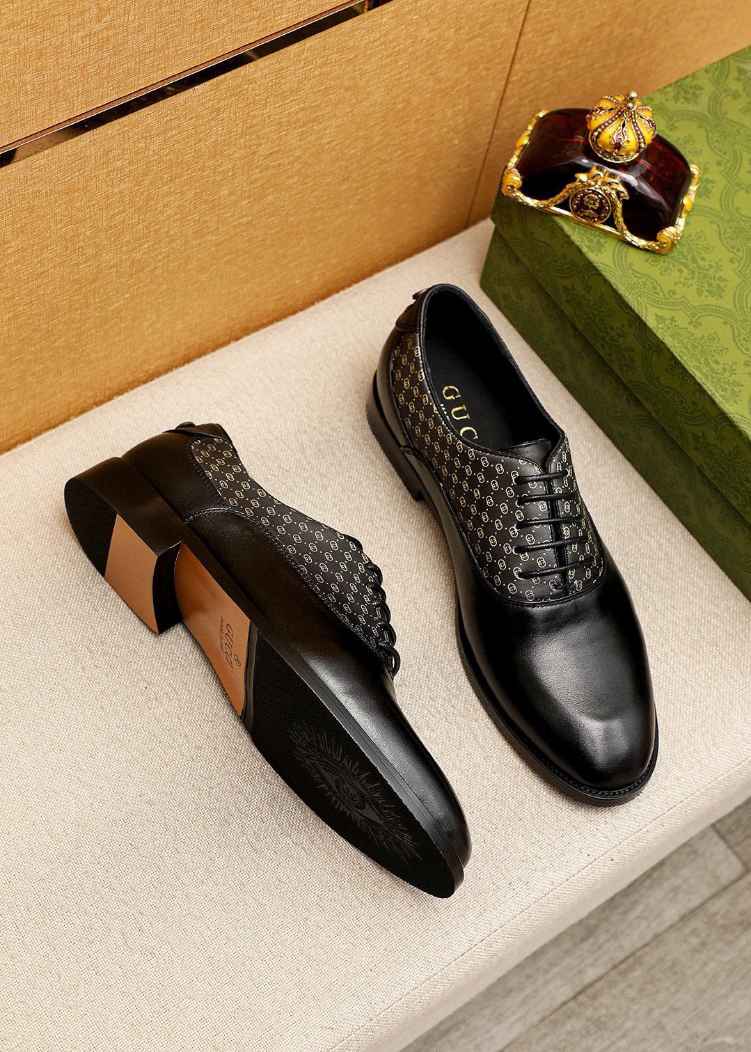 GG Men's Dress Shoe Black Calfskin 742982