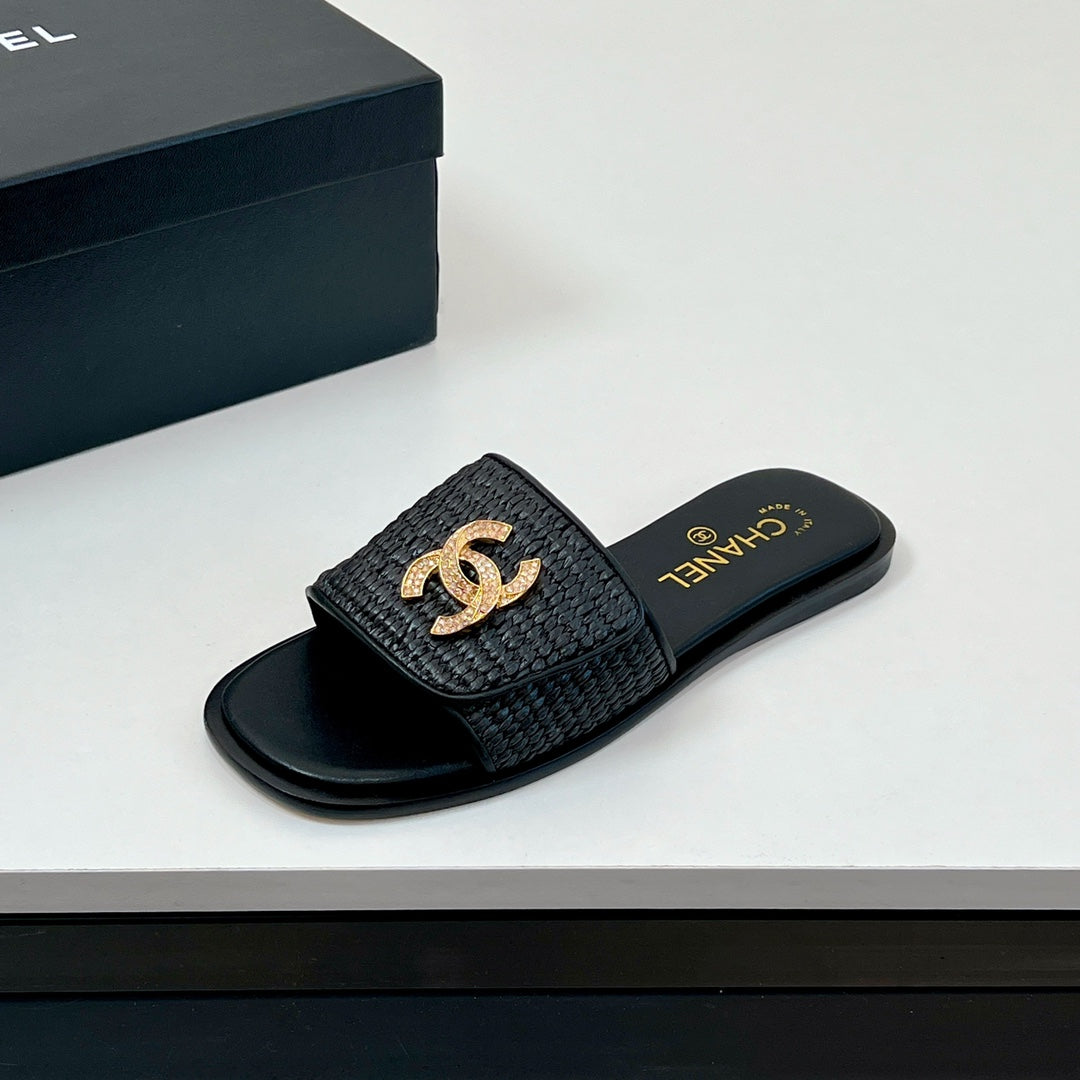 CC Slippers In Black Palm Fiber 149729