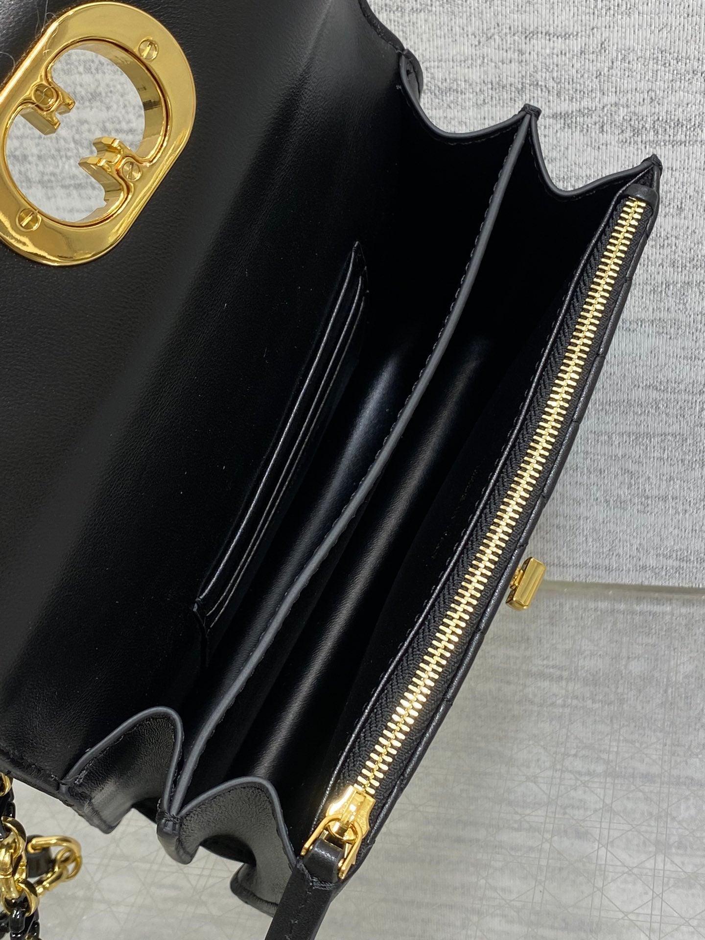 CD Miss Caro 17 Bag Black Calfskin 226490