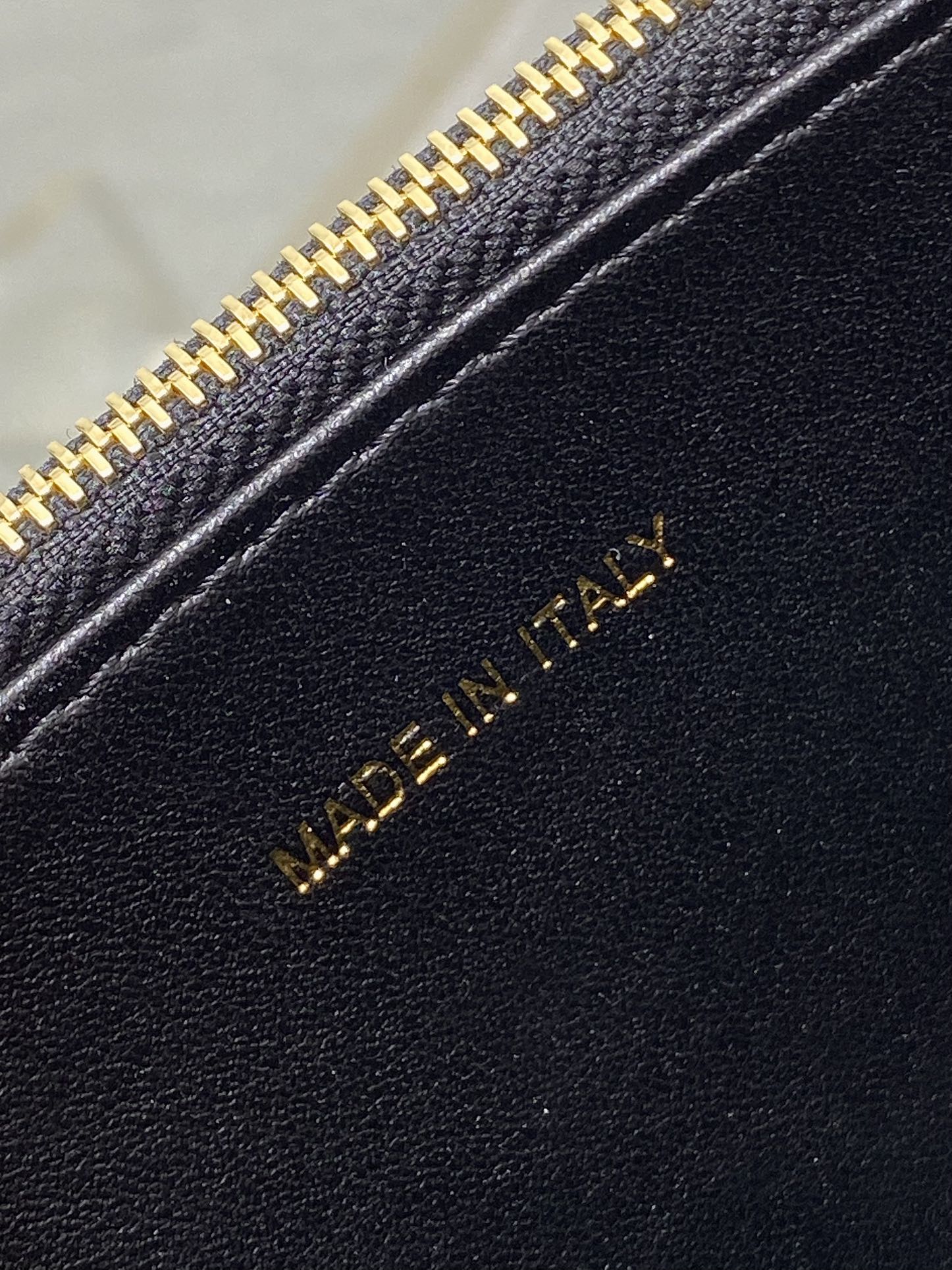 CD Miss Caro 17 Bag Black Calfskin 226490