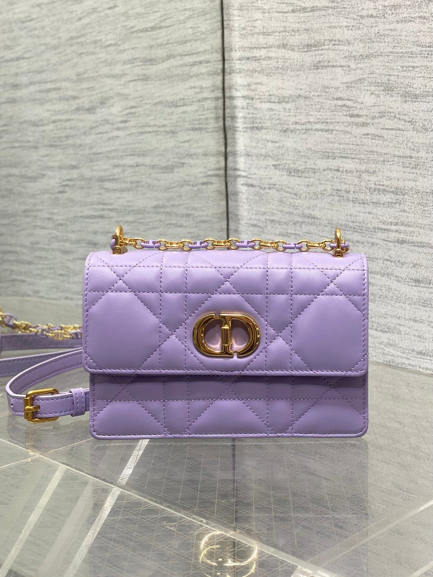 CD Miss Caro 17 Bag Purple Calfskin 229250
