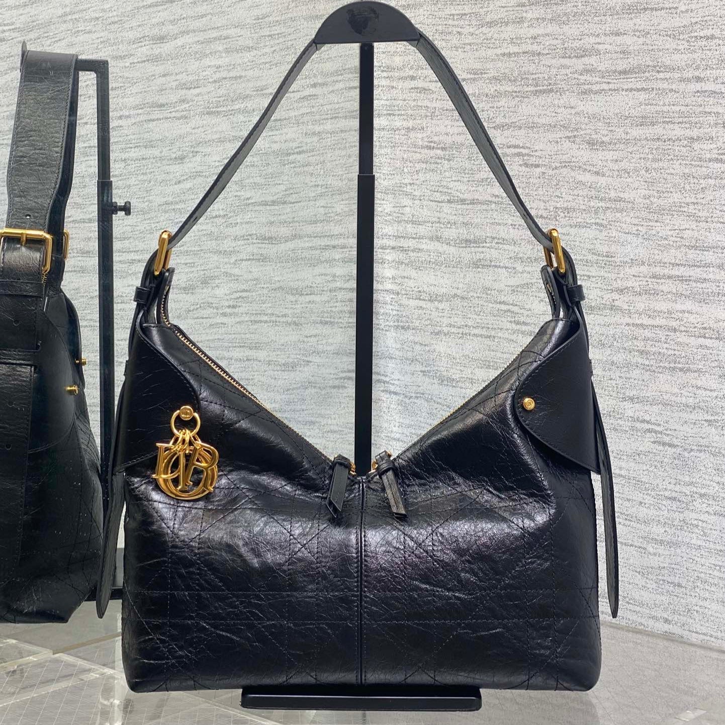 CD VOYAGE handbag 28 Black Crinkled Calfskin