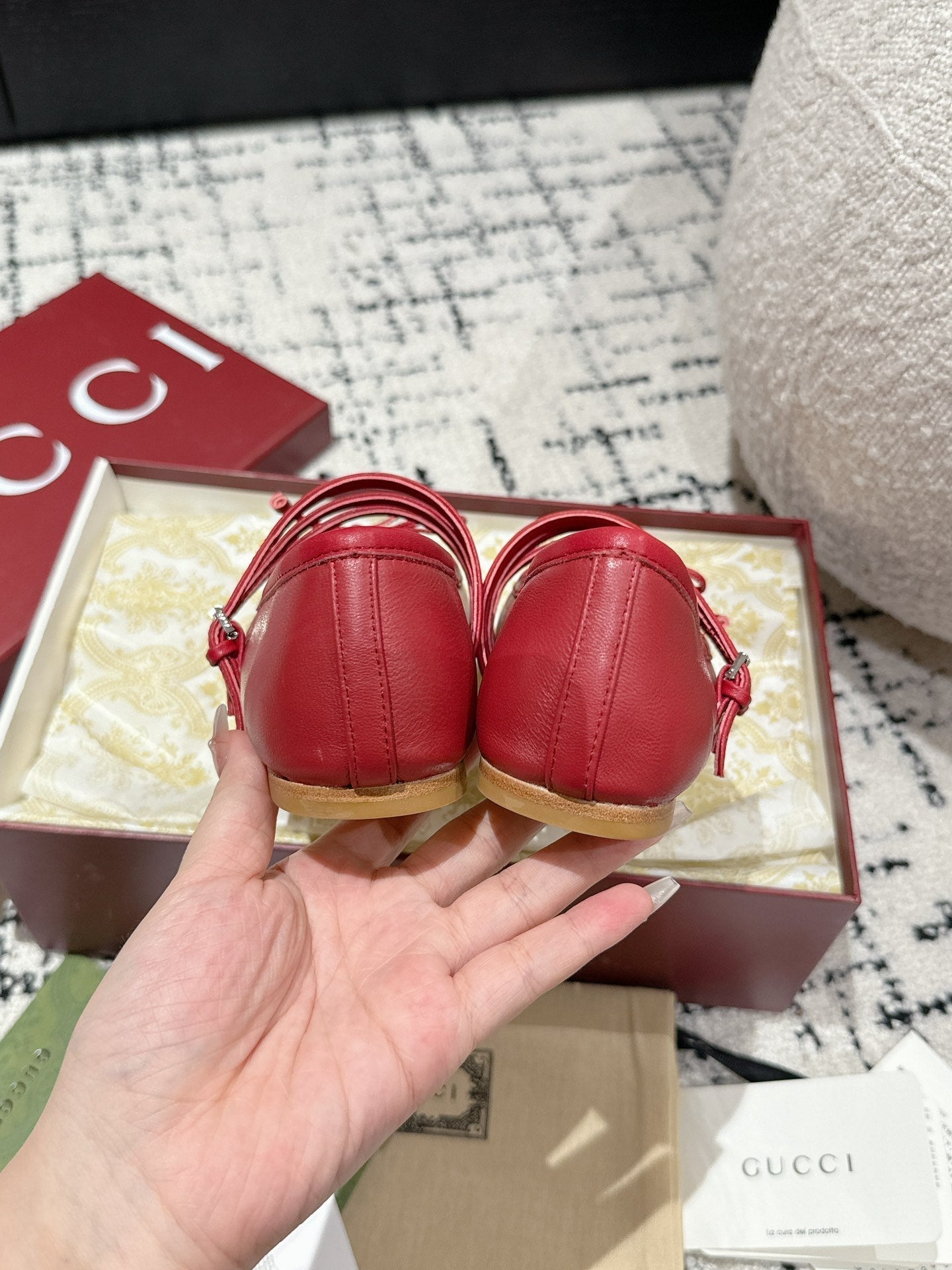 MARY JANE FLAT IN CRIMSON RED CALFSKIN