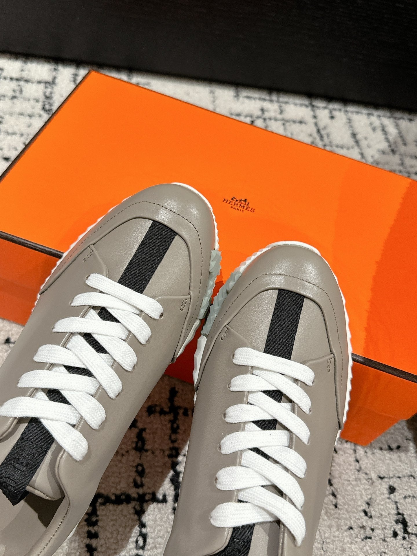 HM Jump Sneaker In Grey Cowhide 985307