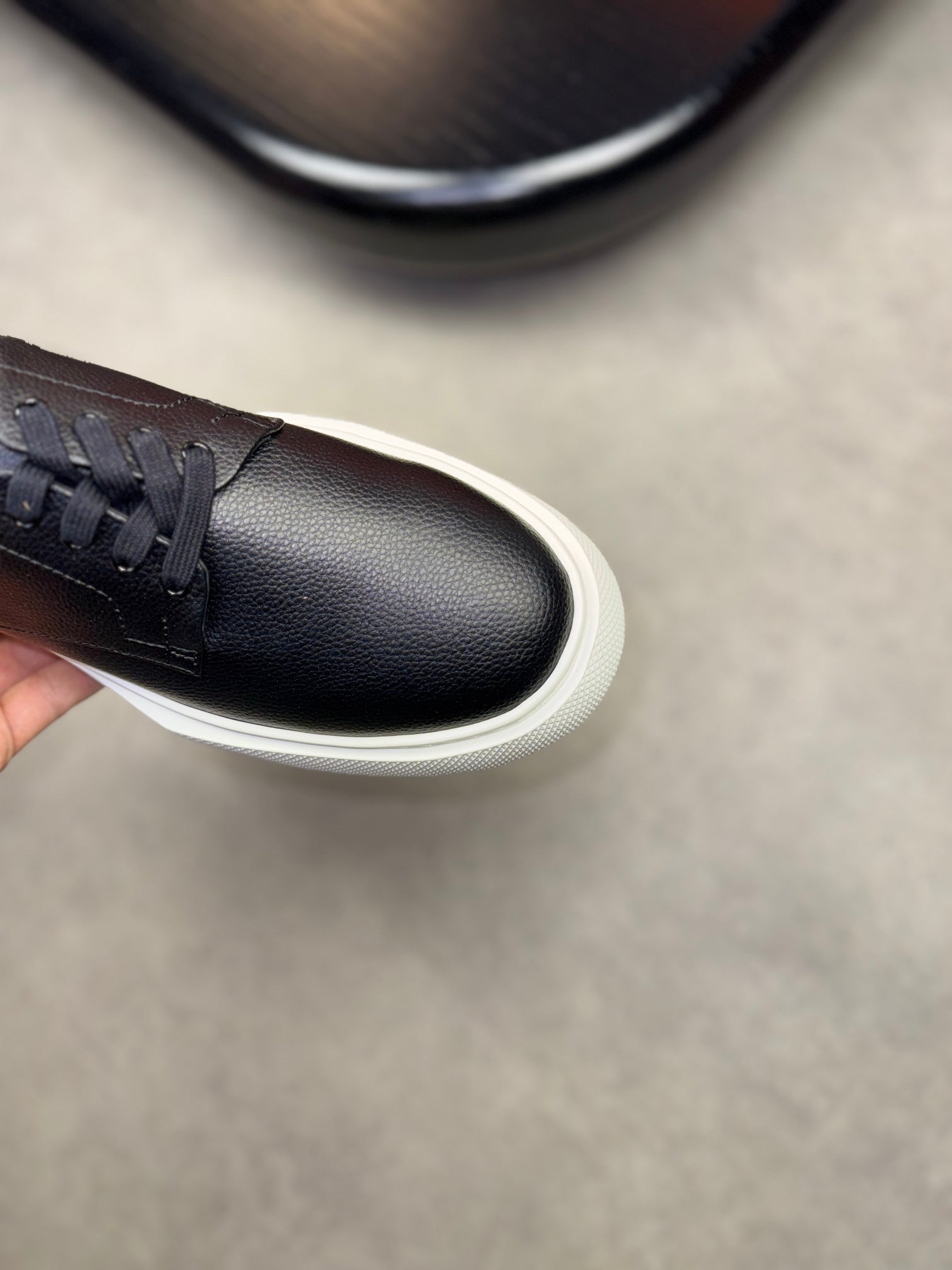 HM Men's Eveil Derby Shoe Black Tumbled Calfskin