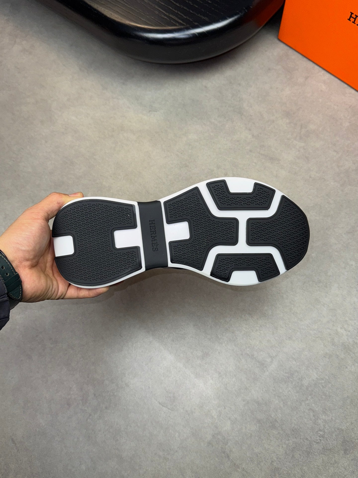 HM Men's Sneaker White Calfskin 581689