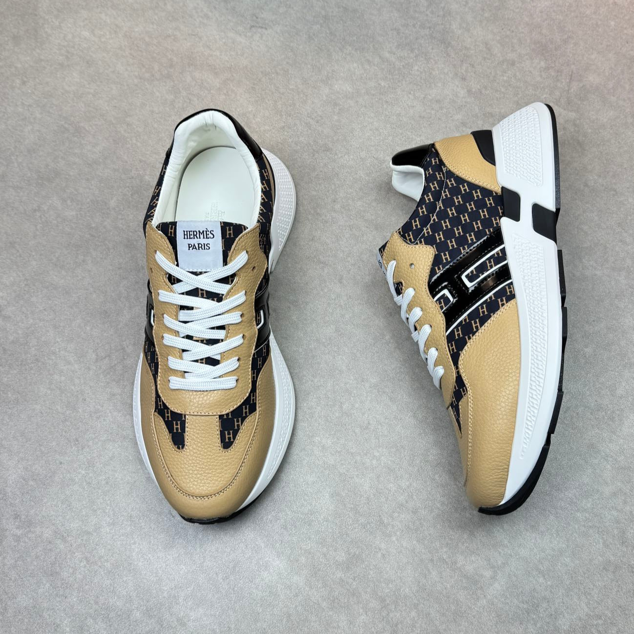 HM Men's Sneaker Beige Calfskin 581697