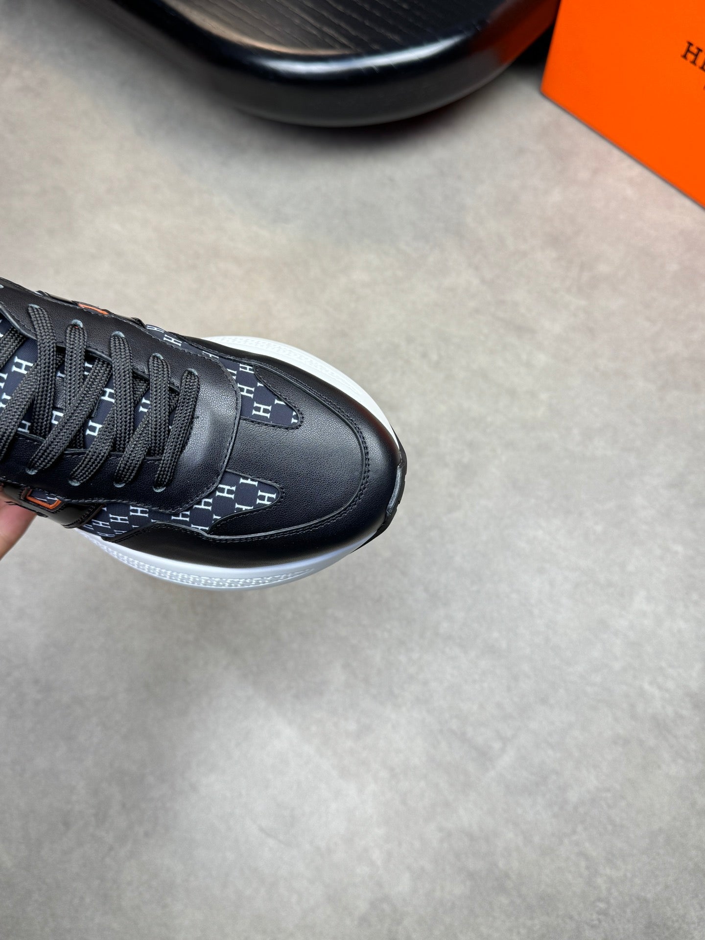 HM Men's Sneaker Black Blue Calfskin 581699