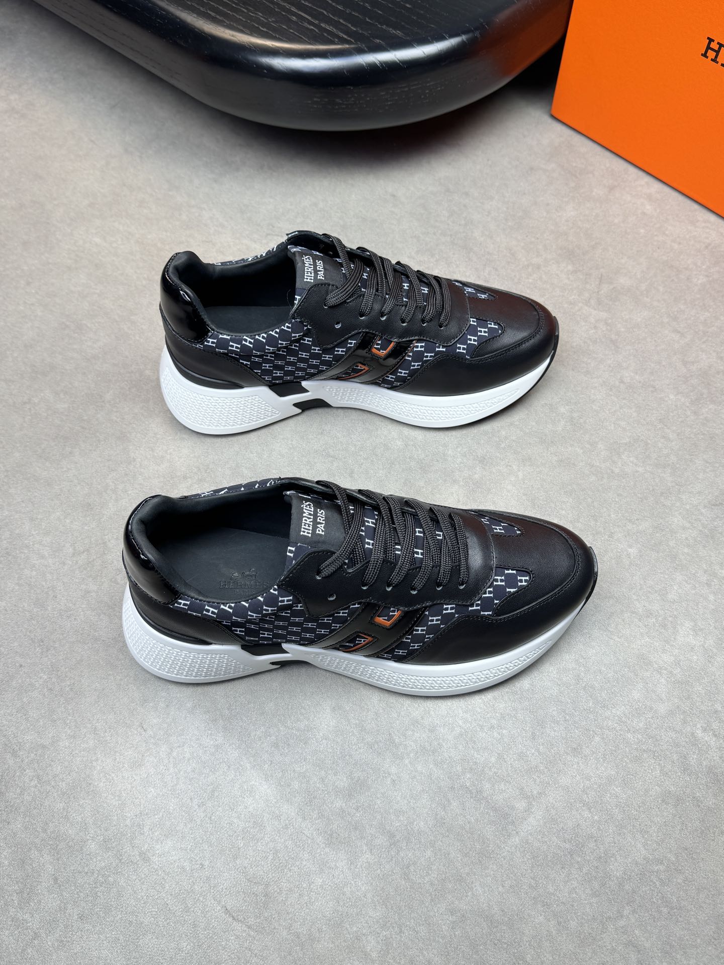 HM Men's Sneaker Black Blue Calfskin 581699