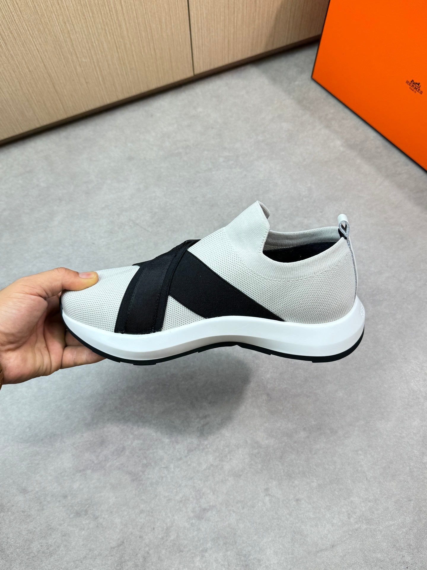 HM Men's Slip on Sneaker Black Knitted Fabric 643377