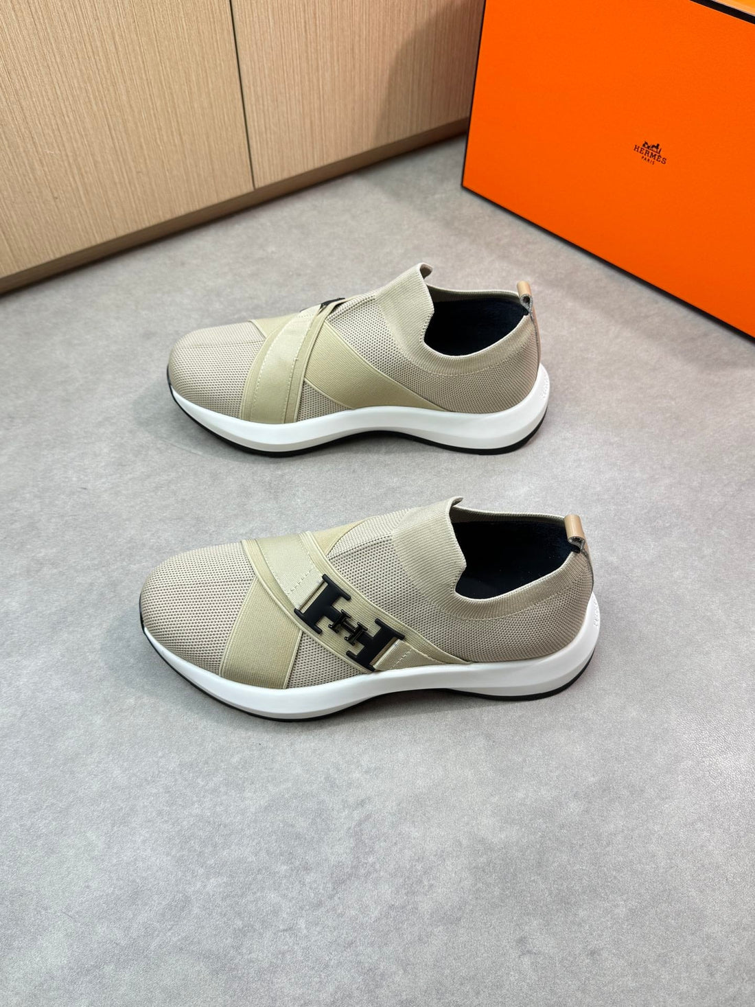 HM Men's Slip on Sneaker Beige Knitted Fabric 643378