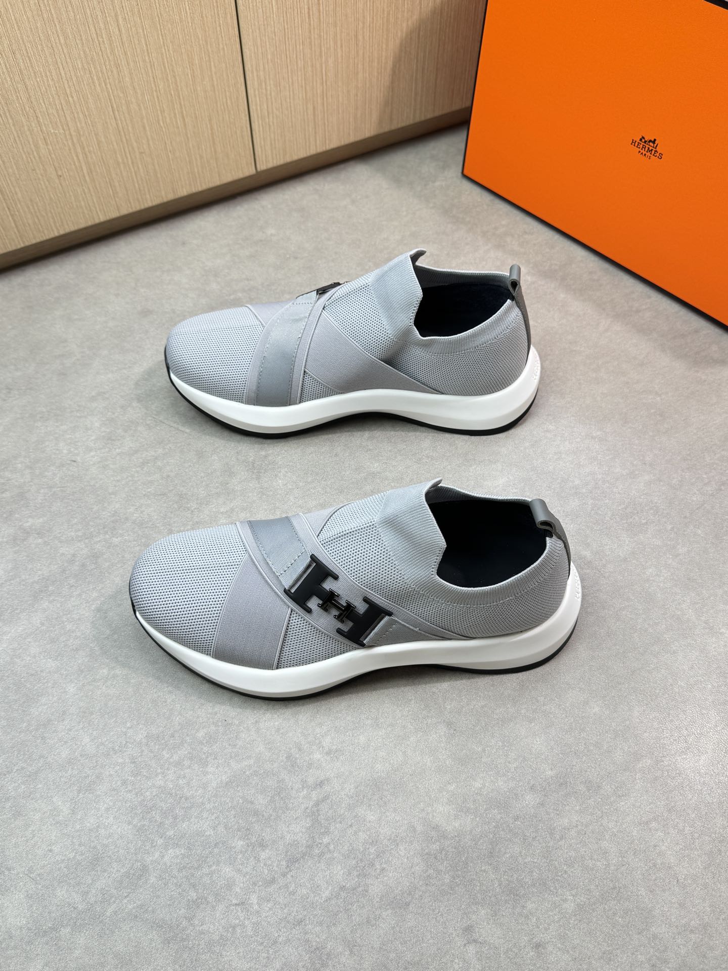 HM Men's Slip on Sneaker Grey Knitted Fabric 643379