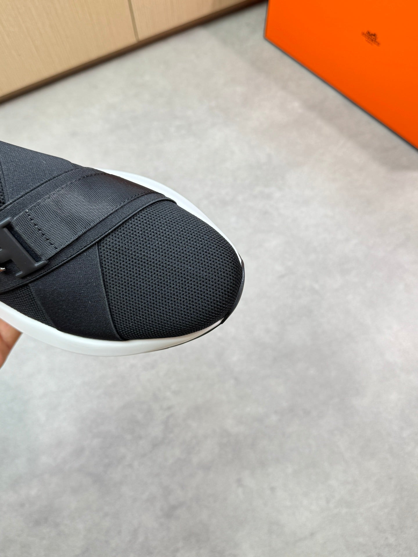 HM Men's Slip on Sneaker Black Knitted Fabric 643380