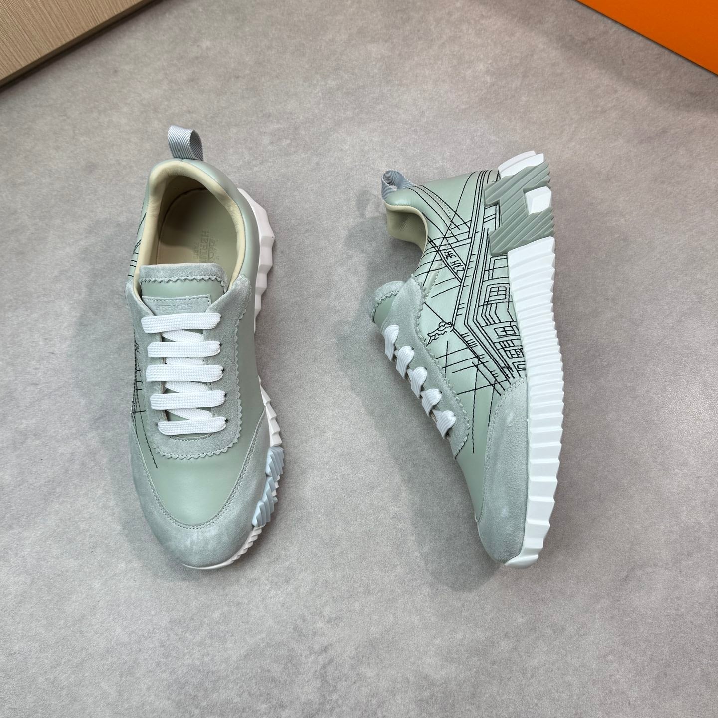 HM Men's Bouncing Sneaker Pastel Green Calfskin Suede 696023