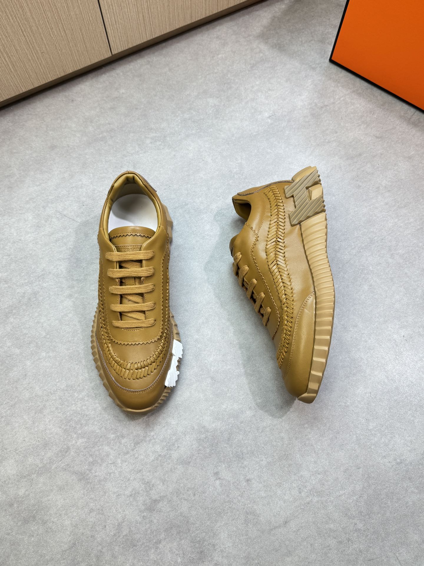 HM Men's Bouncing Sneaker Light Brown Calfskin 708235