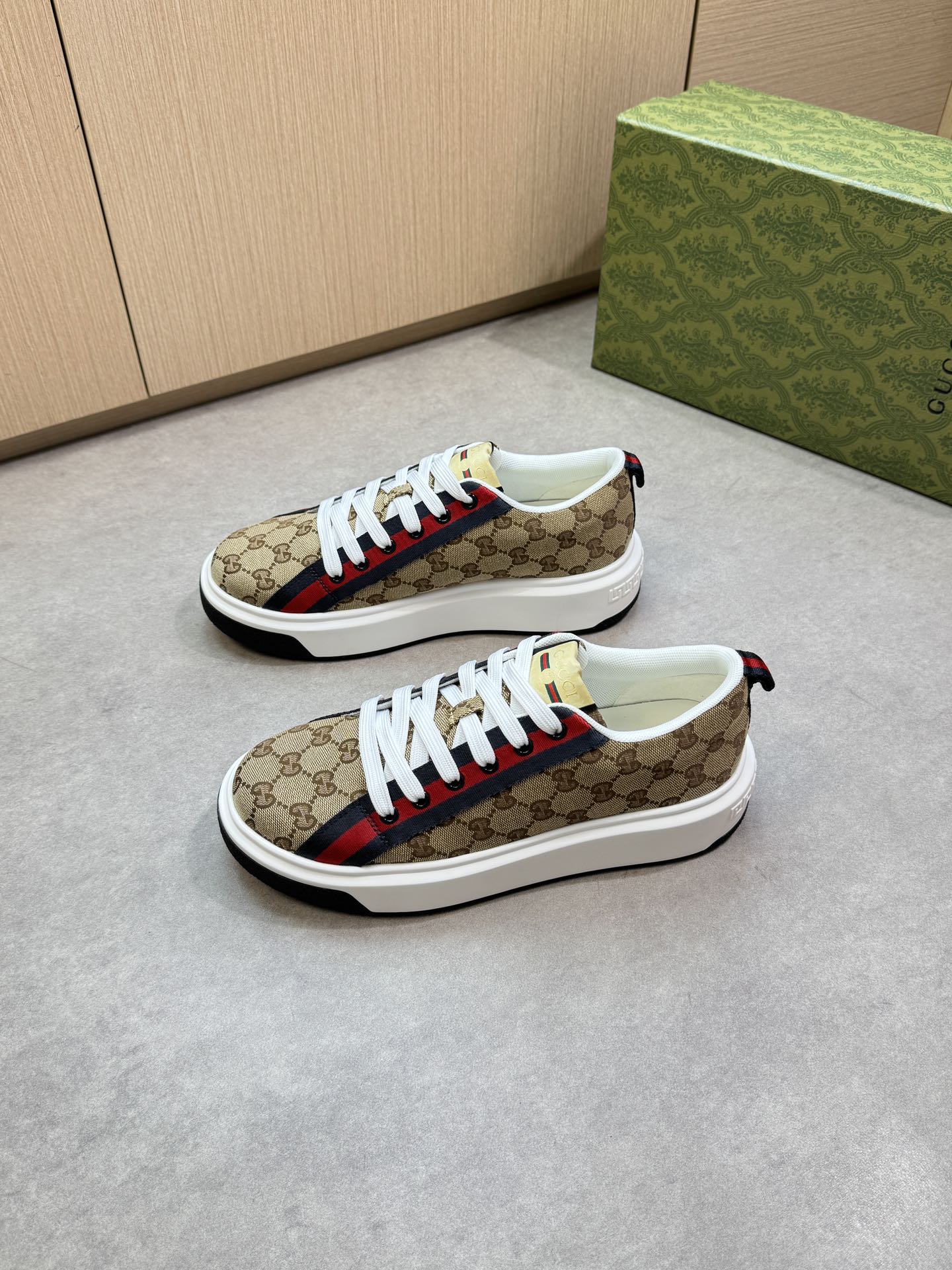 GG Men's Web Sneaker Brown Canvas 722443