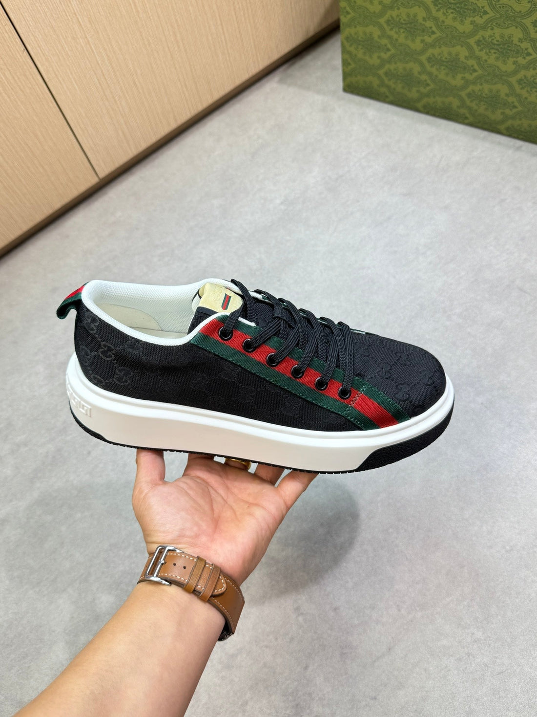 GG Men's Web Sneaker Black Canvas 722441